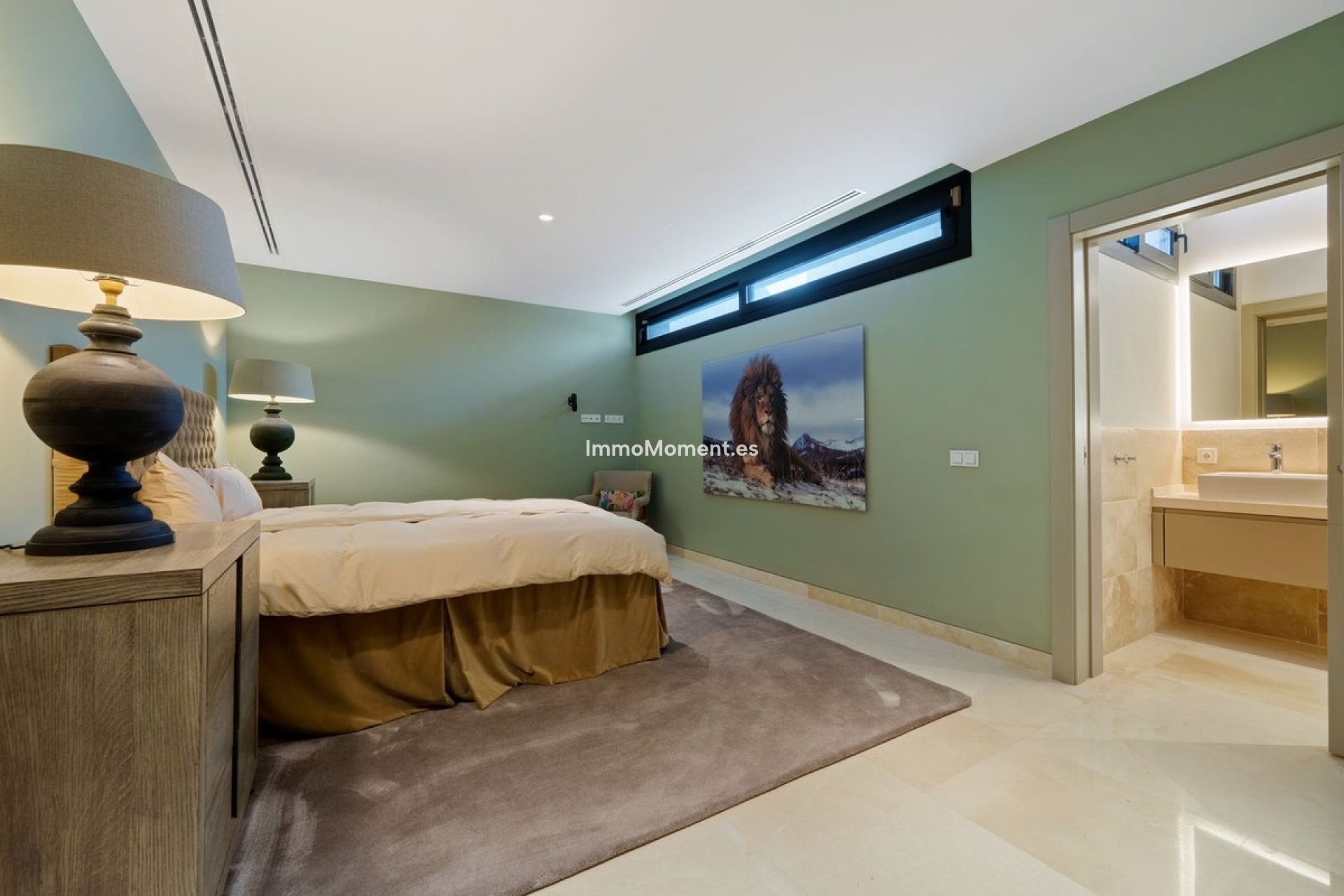 Resale - Detached villa - Marbella - Nueva Andalucía