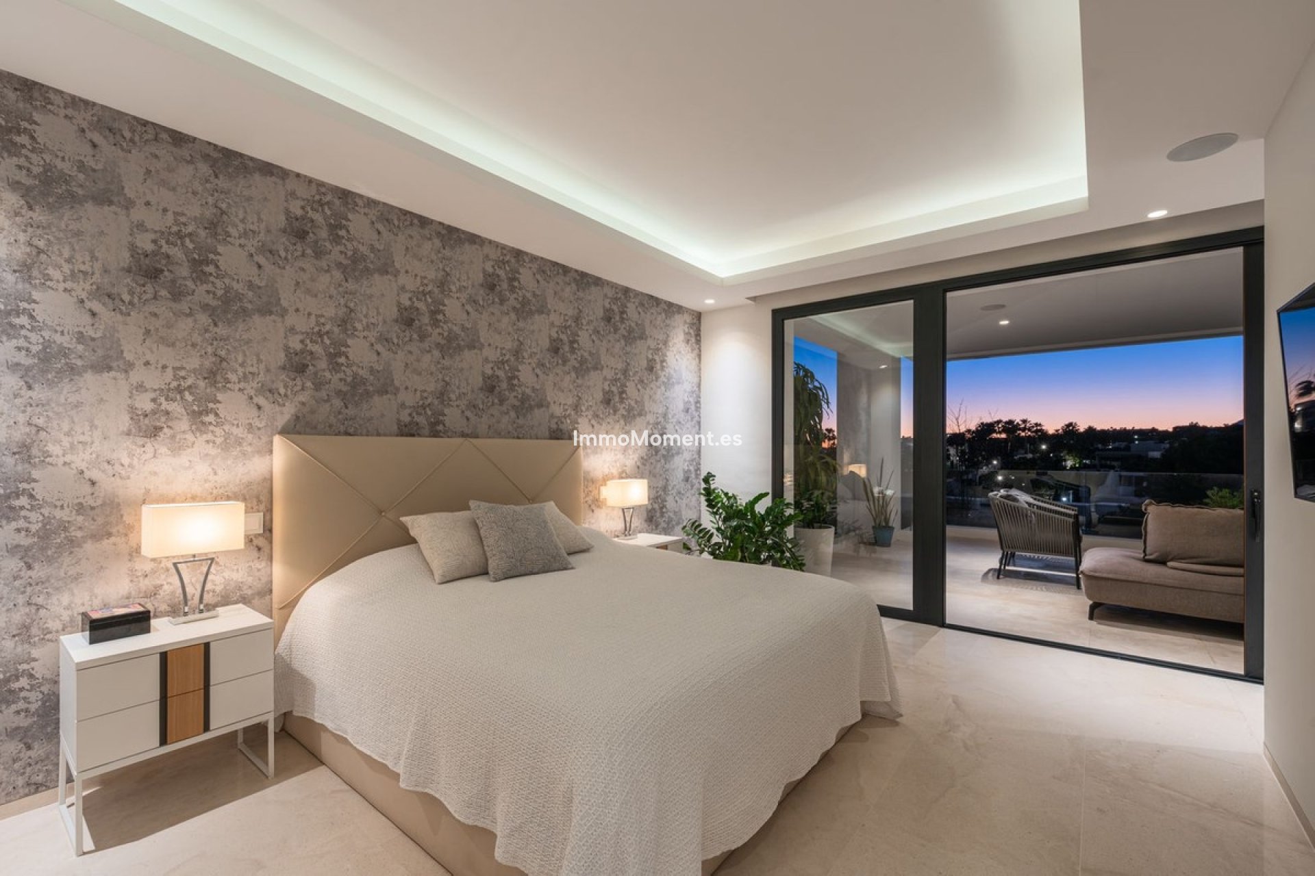 Resale - Detached villa - Marbella - Nueva Andalucía