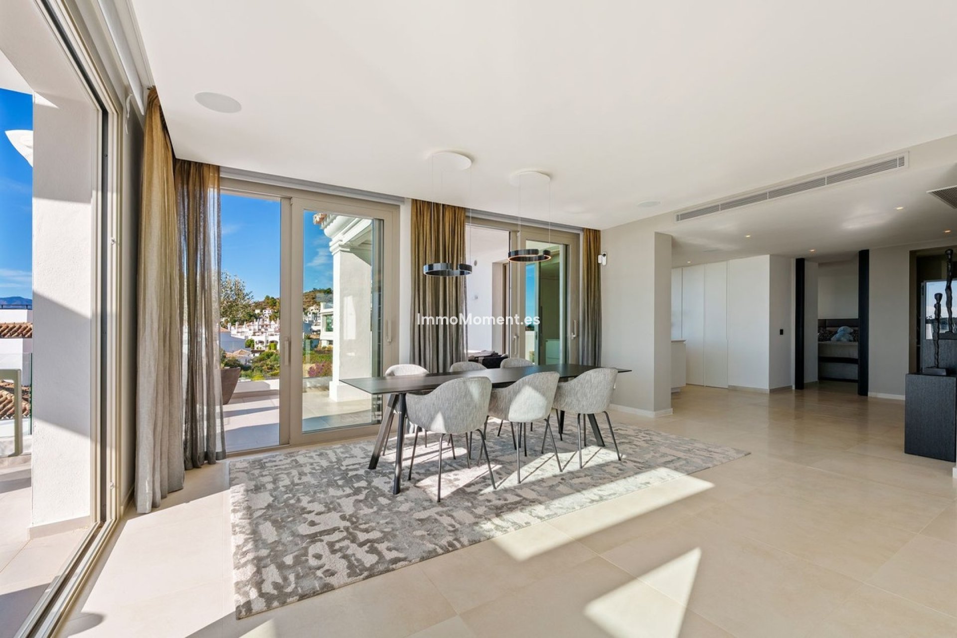 Resale - Detached villa - Marbella - Nueva Andalucía