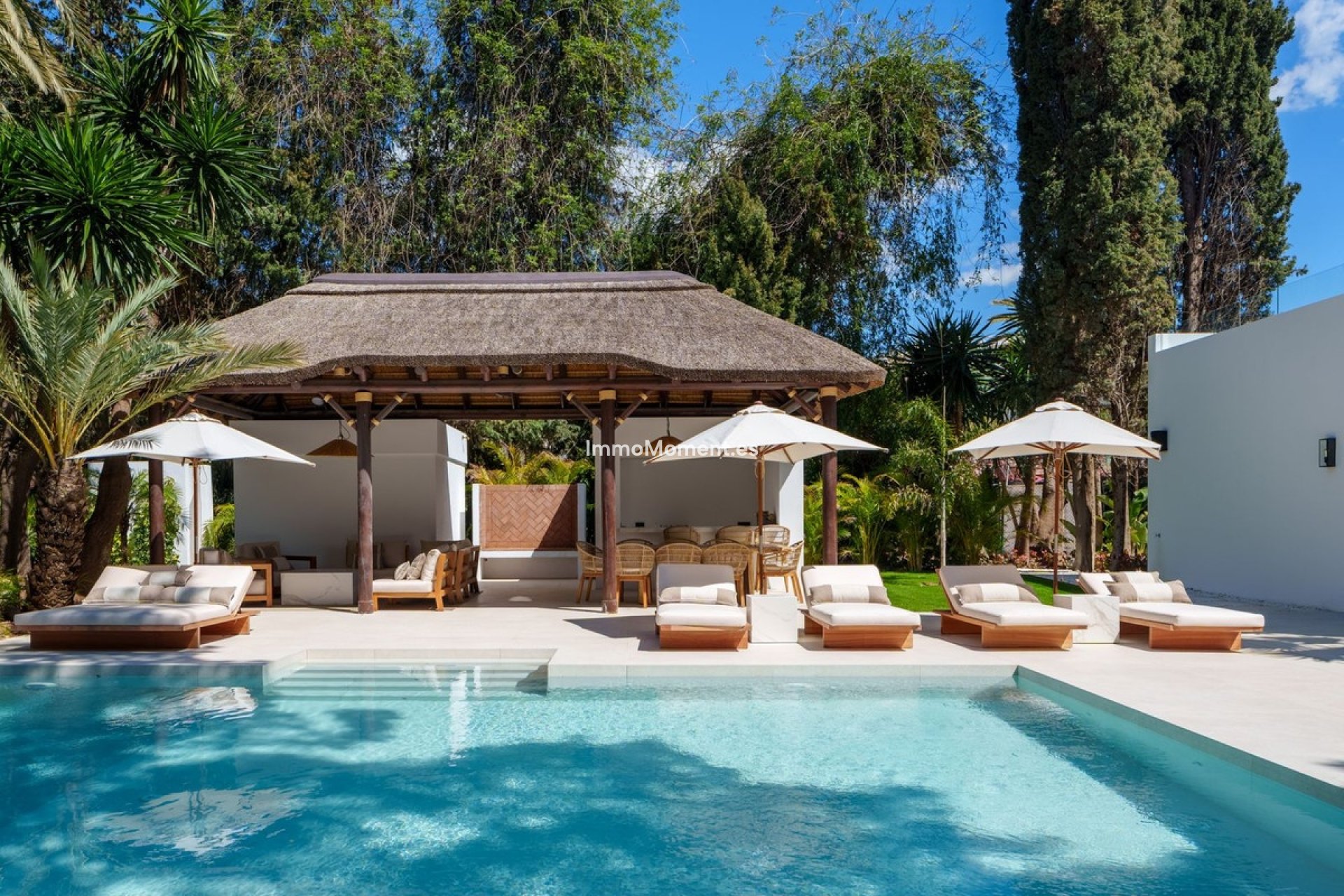 Resale - Detached villa - Marbella - Nueva Andalucía