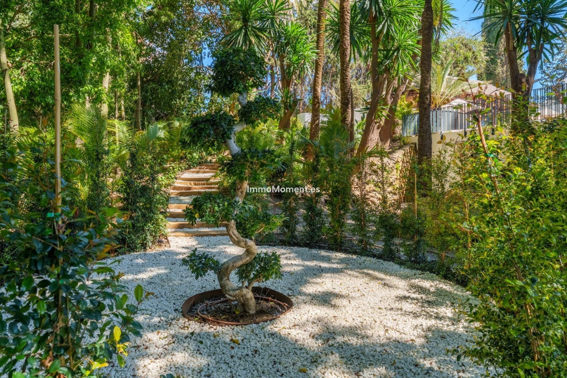 Resale - Detached villa - Marbella - Nueva Andalucía