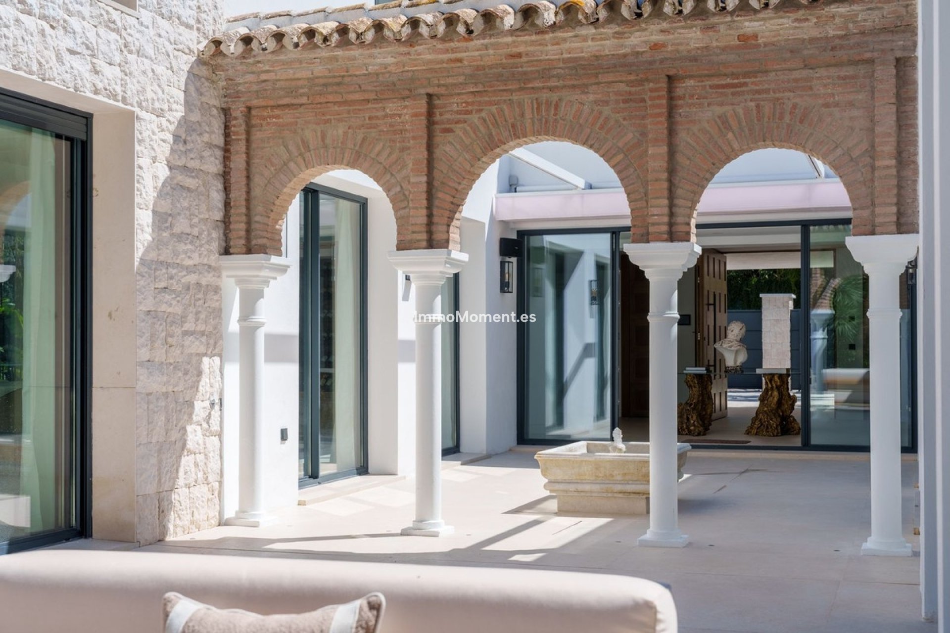 Resale - Detached villa - Marbella - Nueva Andalucía