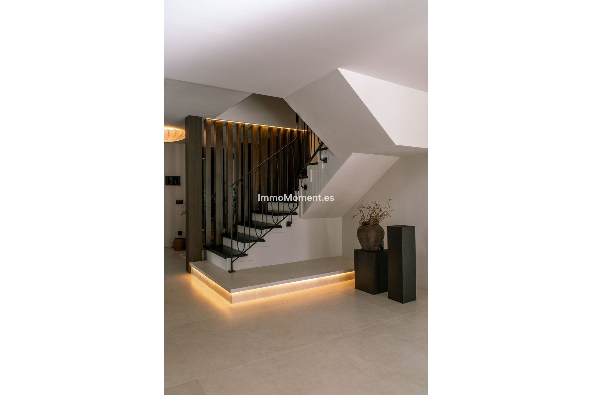 Resale - Detached villa - Marbella - Nueva Andalucía