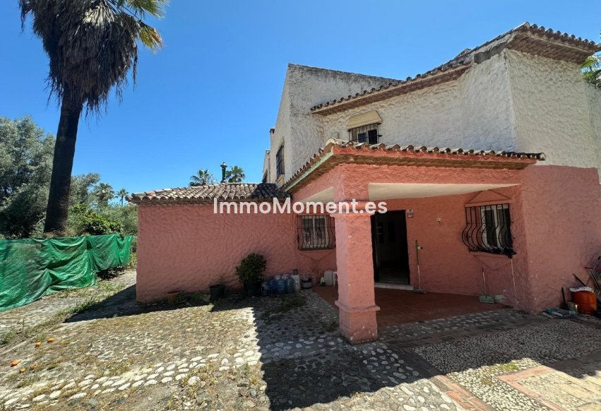 Resale - Detached villa - Marbella - Nueva Andalucía