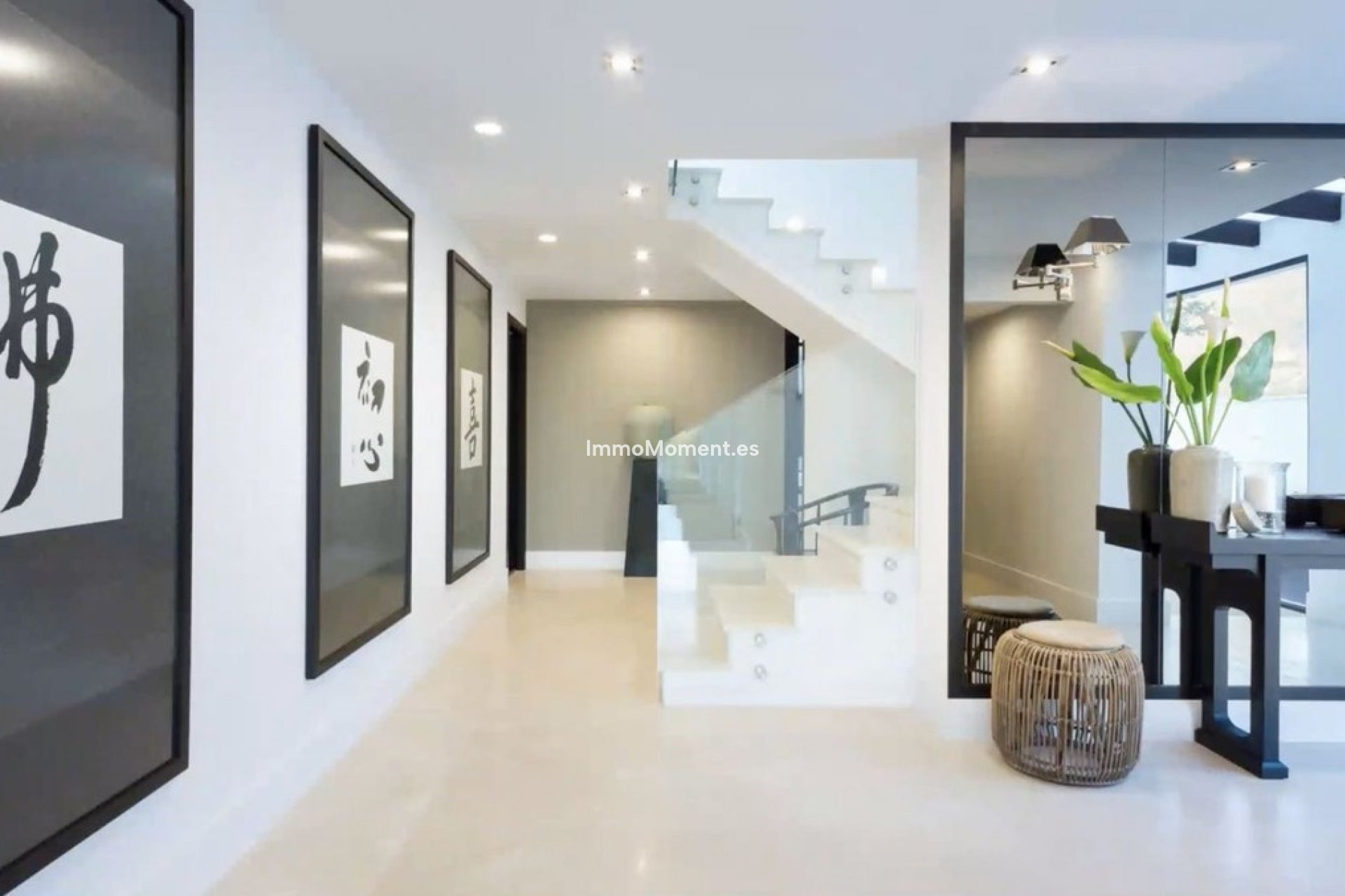 Resale - Detached villa - Marbella - Nueva Andalucía