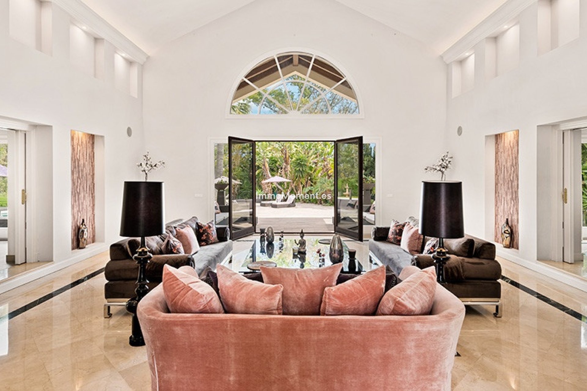 Resale - Detached villa - Marbella - Nueva Andalucía