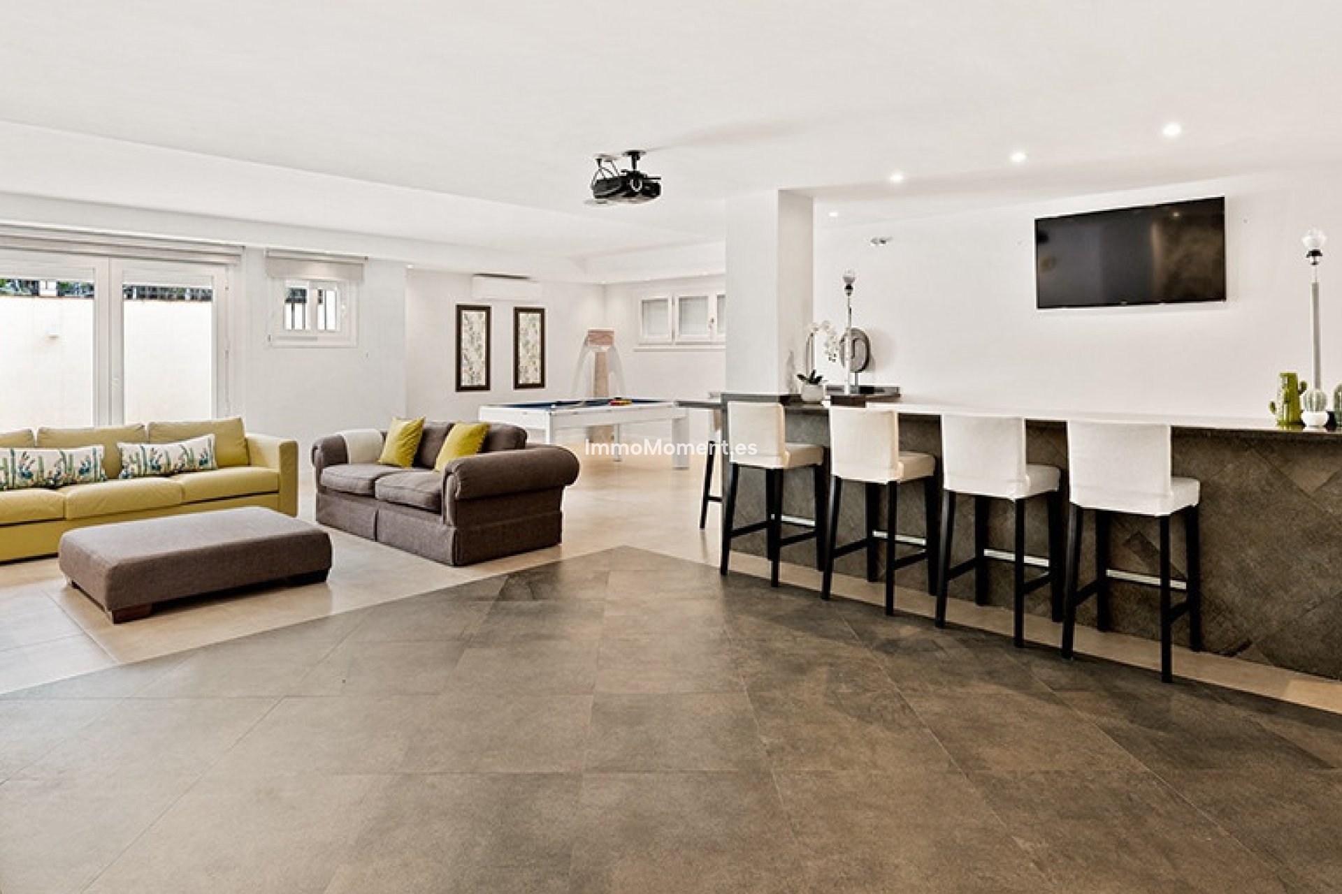 Resale - Detached villa - Marbella - Nueva Andalucía