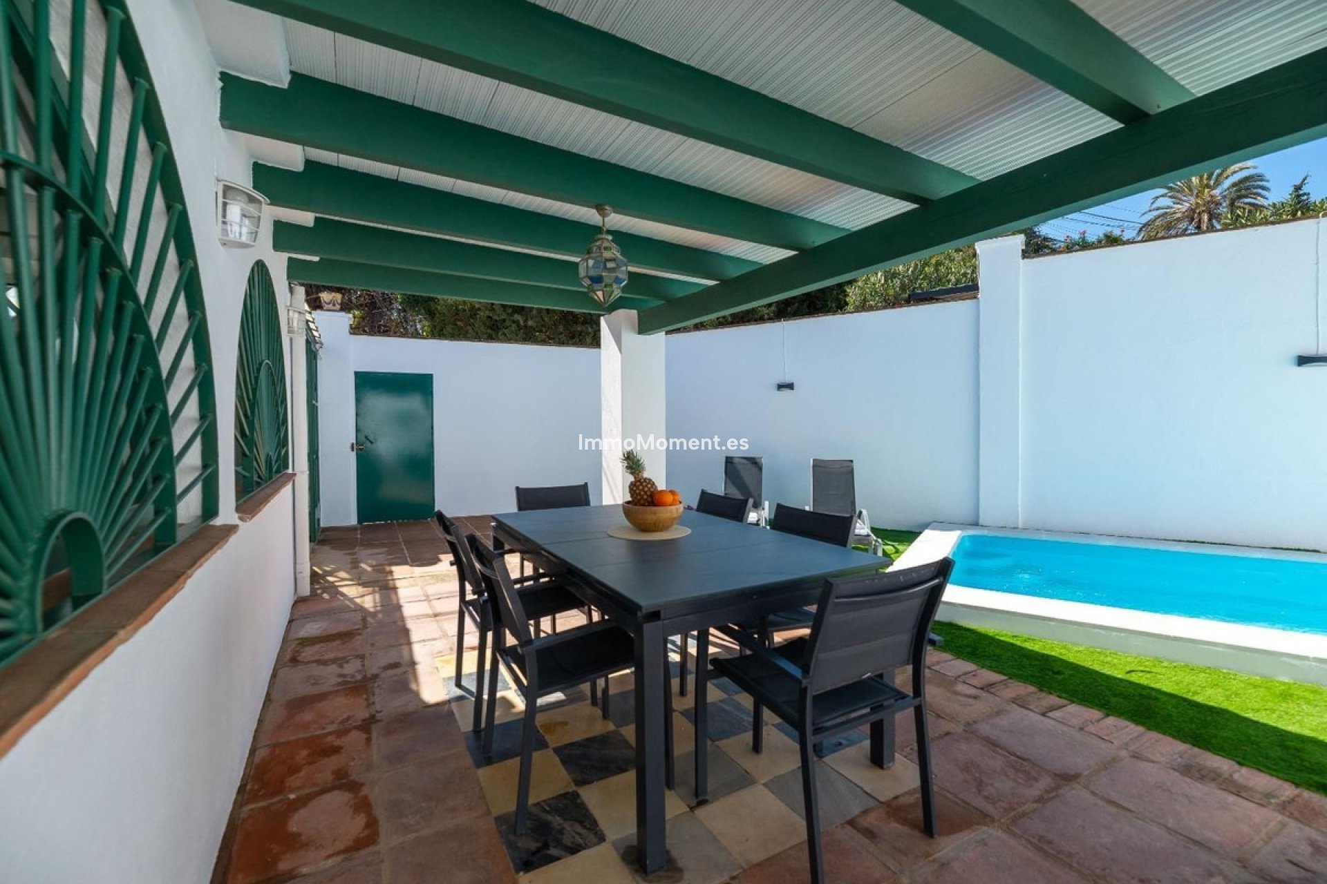 Resale - Detached villa - Marbella - Nueva Andalucía