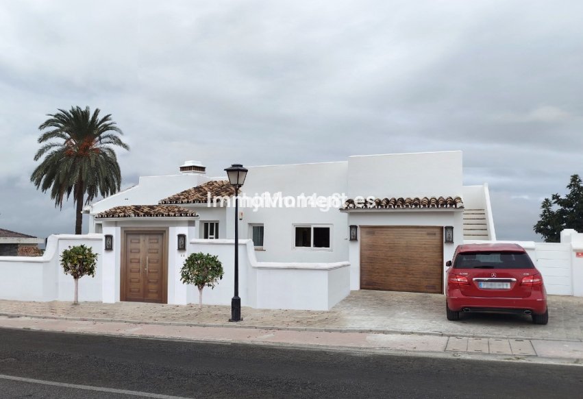 Resale - Detached villa - Marbella - Nueva Andalucía