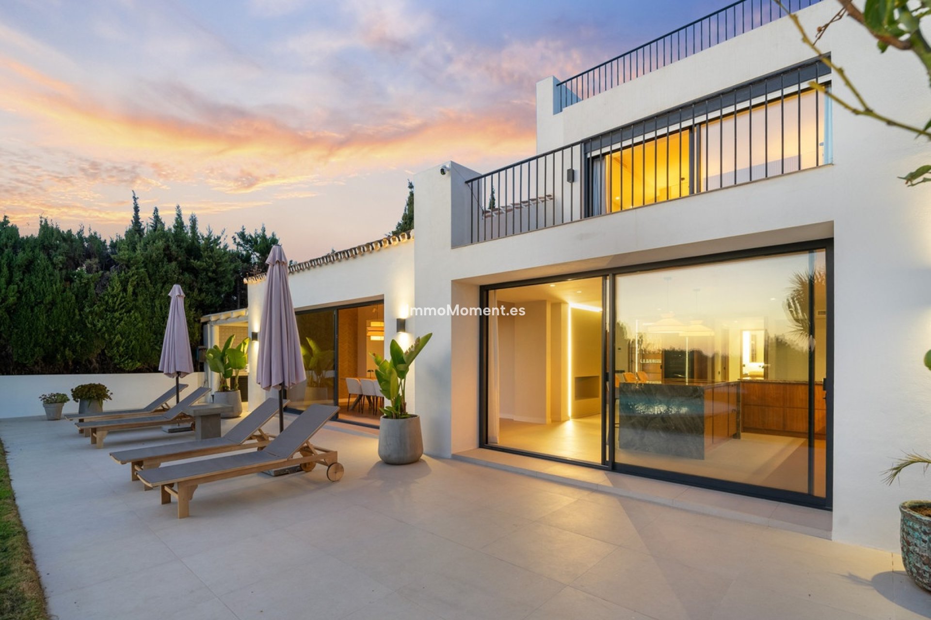Resale - Detached villa - Marbella - Nueva Andalucía