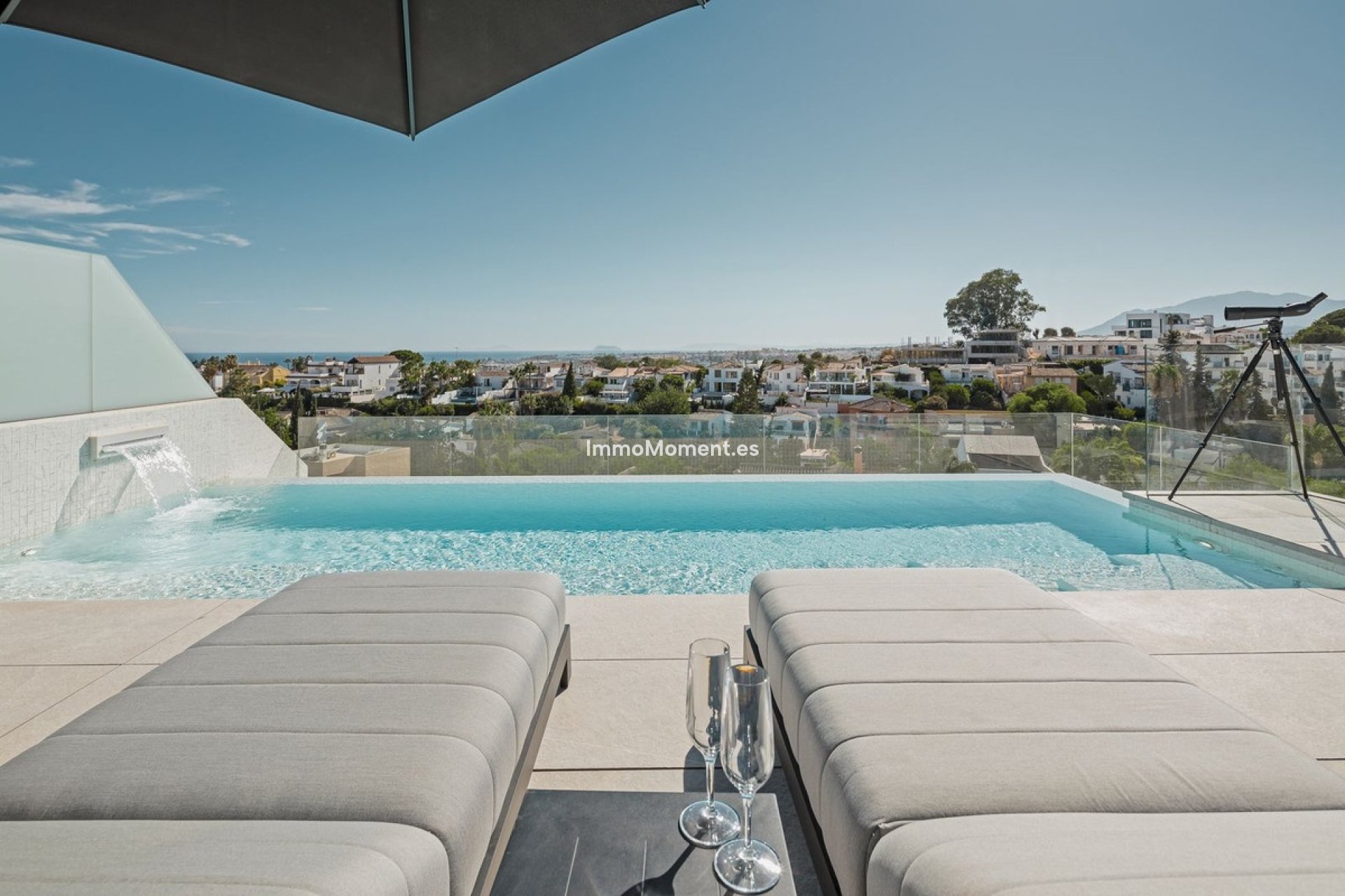 Resale - Detached villa - Marbella - Nueva Andalucía