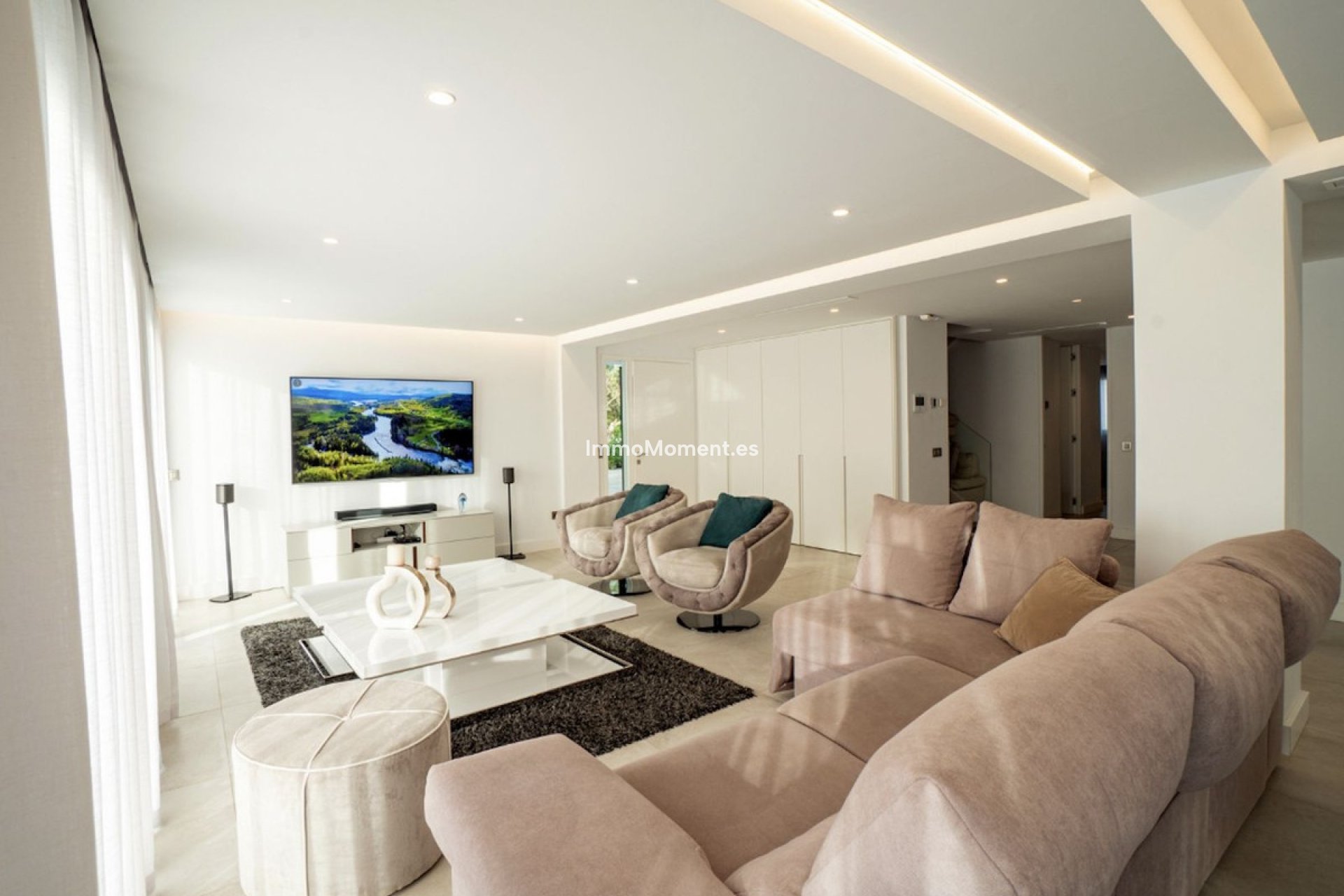 Resale - Detached villa - Marbella - Nueva Andalucía
