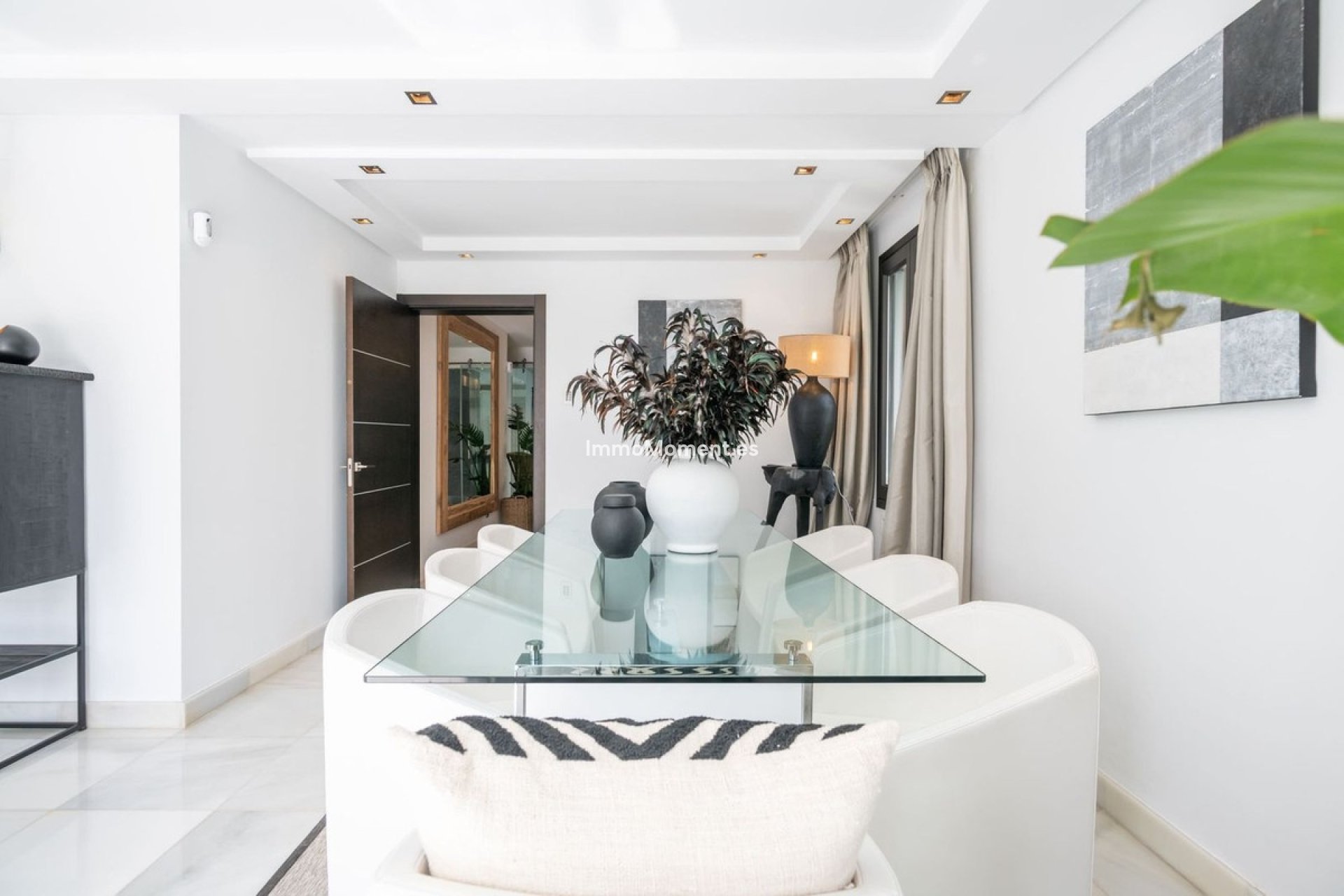 Resale - Detached villa - Marbella - Nueva Andalucía