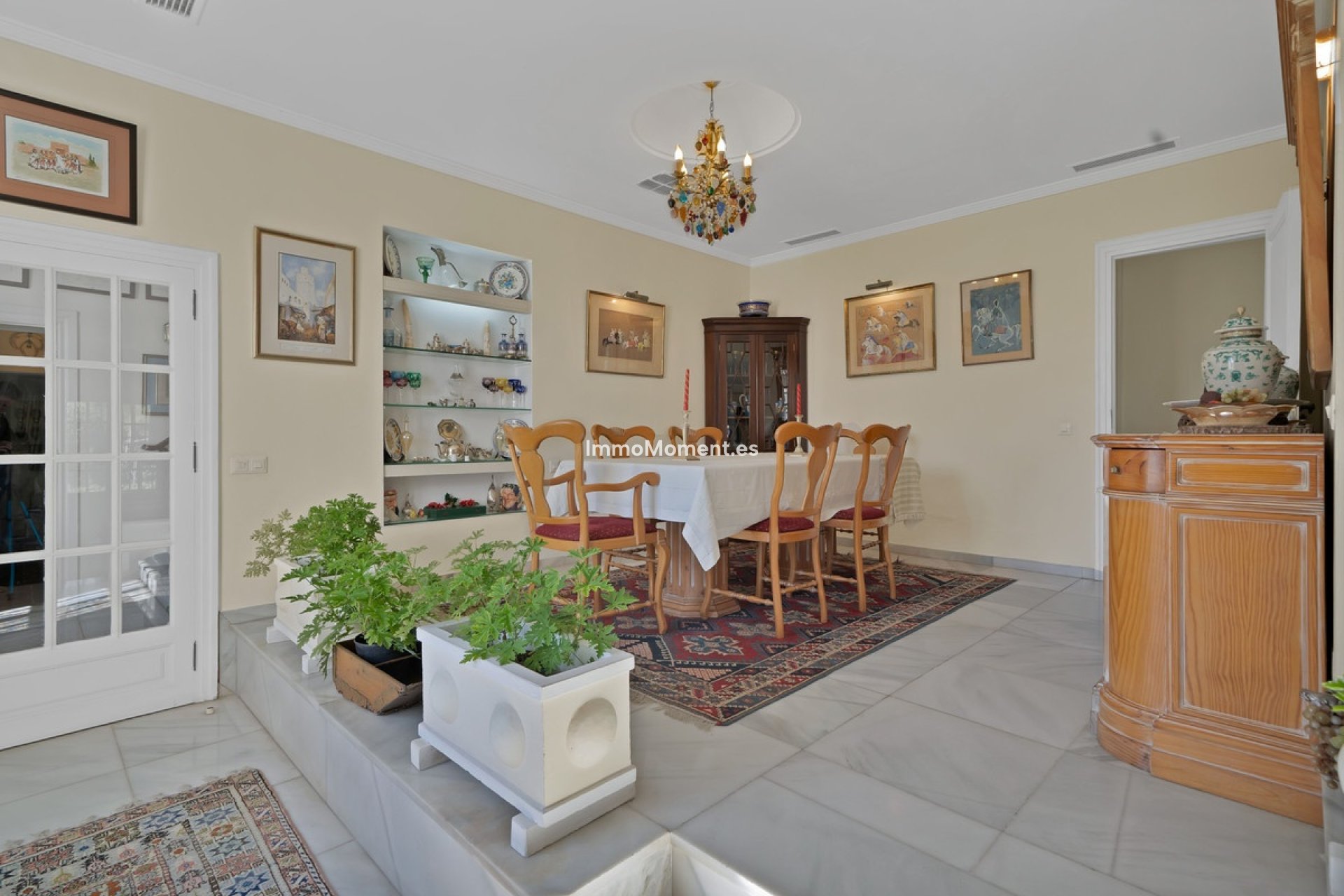 Resale - Detached villa - Marbella - Nueva Andalucía
