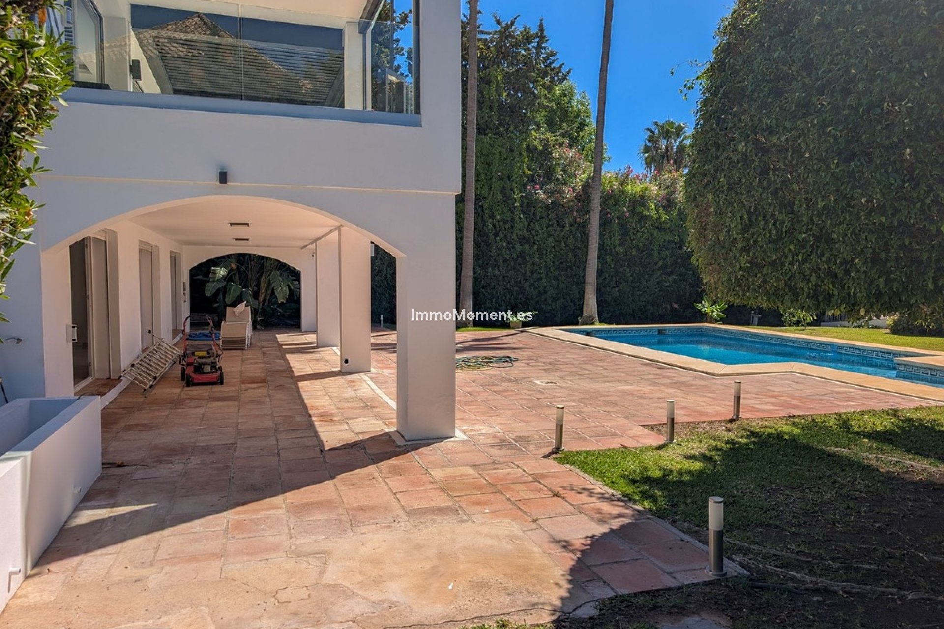 Resale - Detached villa - Marbella - Nueva Andalucía