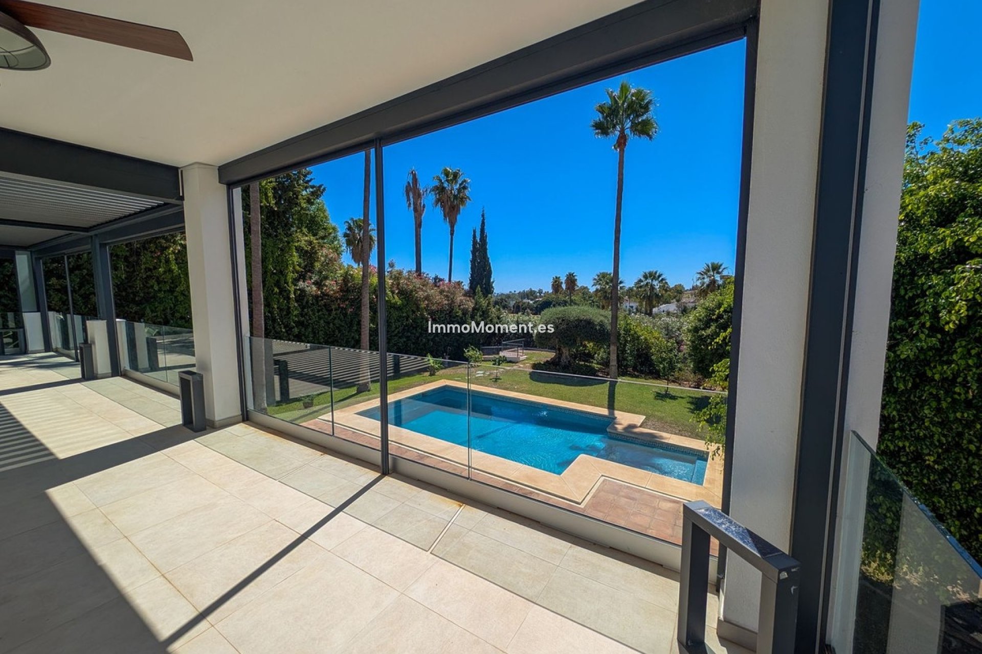 Resale - Detached villa - Marbella - Nueva Andalucía