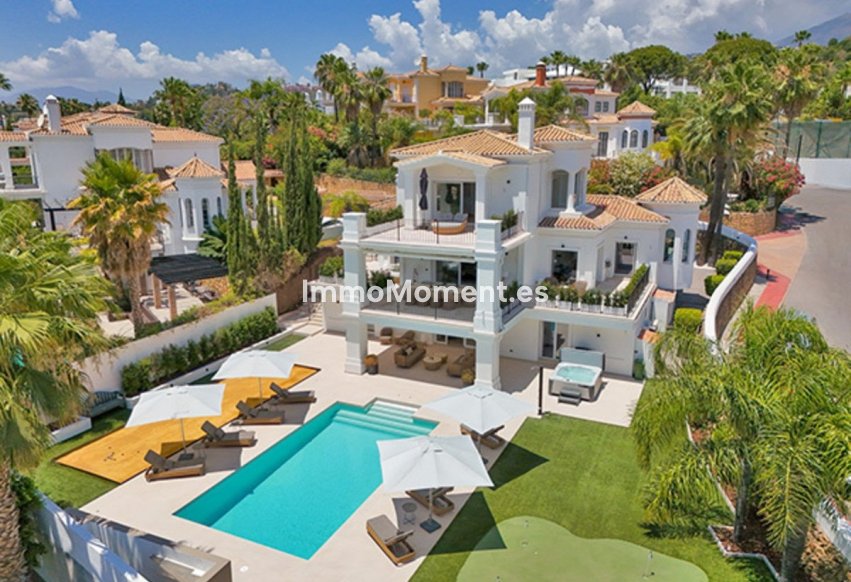 Resale - Detached villa - Marbella - Nueva Andalucía
