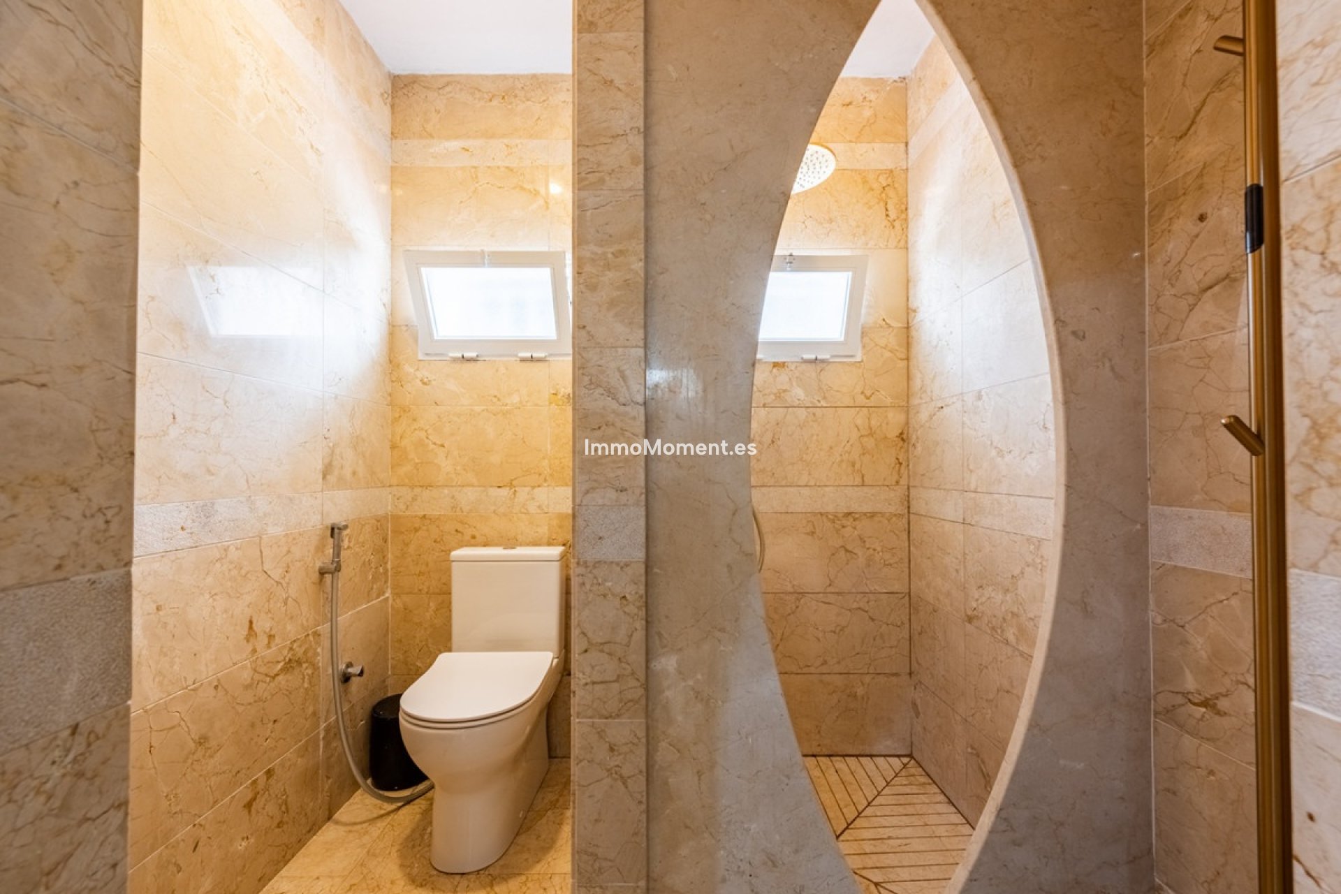 Resale - Detached villa - Marbella - Nueva Andalucía
