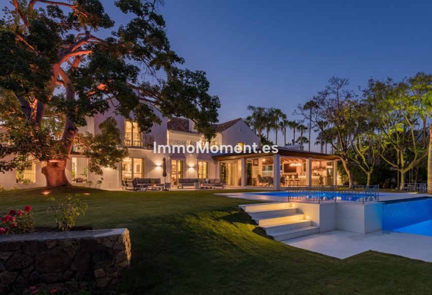 Resale - Detached villa - Marbella - Nueva Andalucía