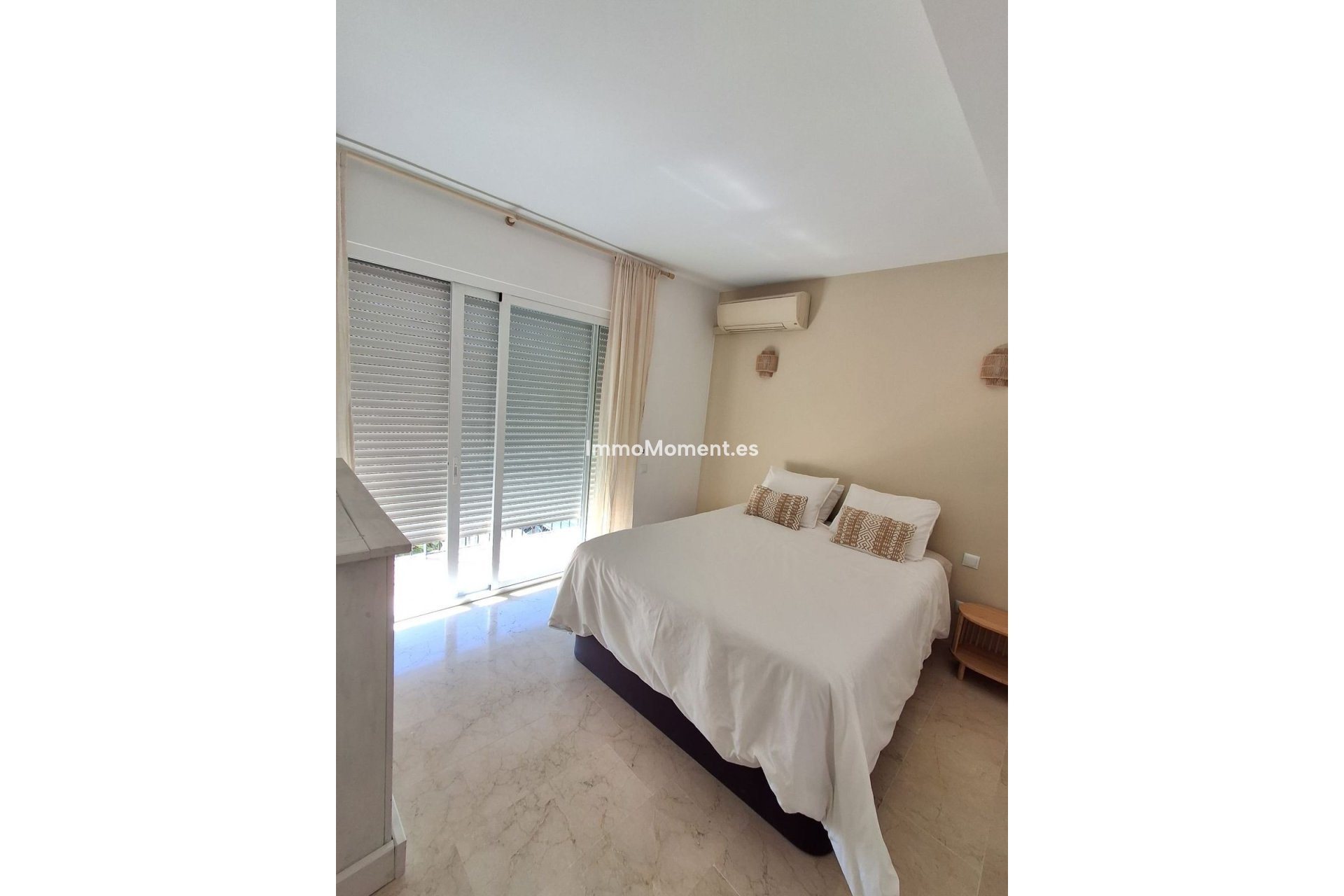 Resale - Detached villa - Marbella - Nueva Andalucía