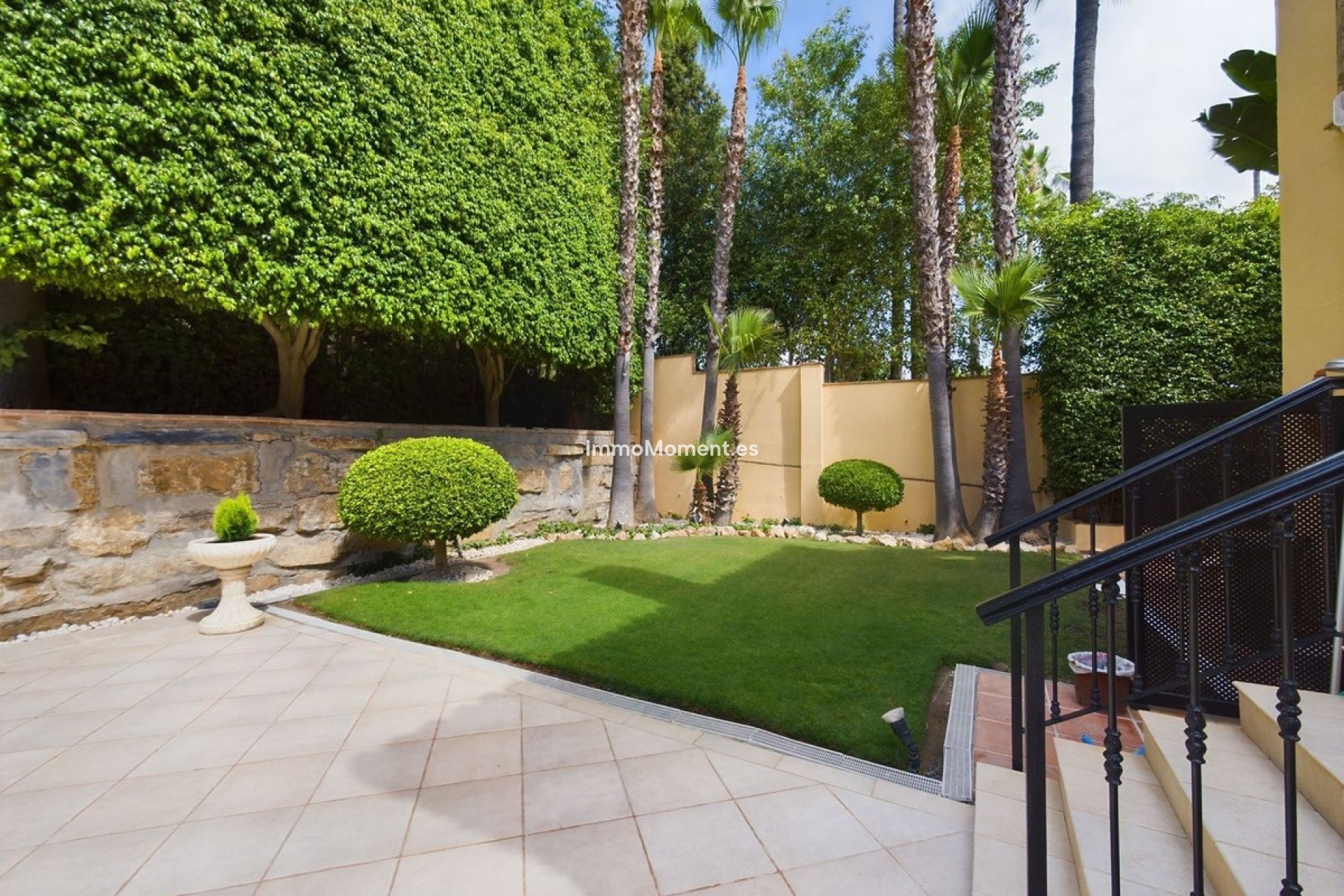 Resale - Detached villa - Marbella - Nueva Andalucía
