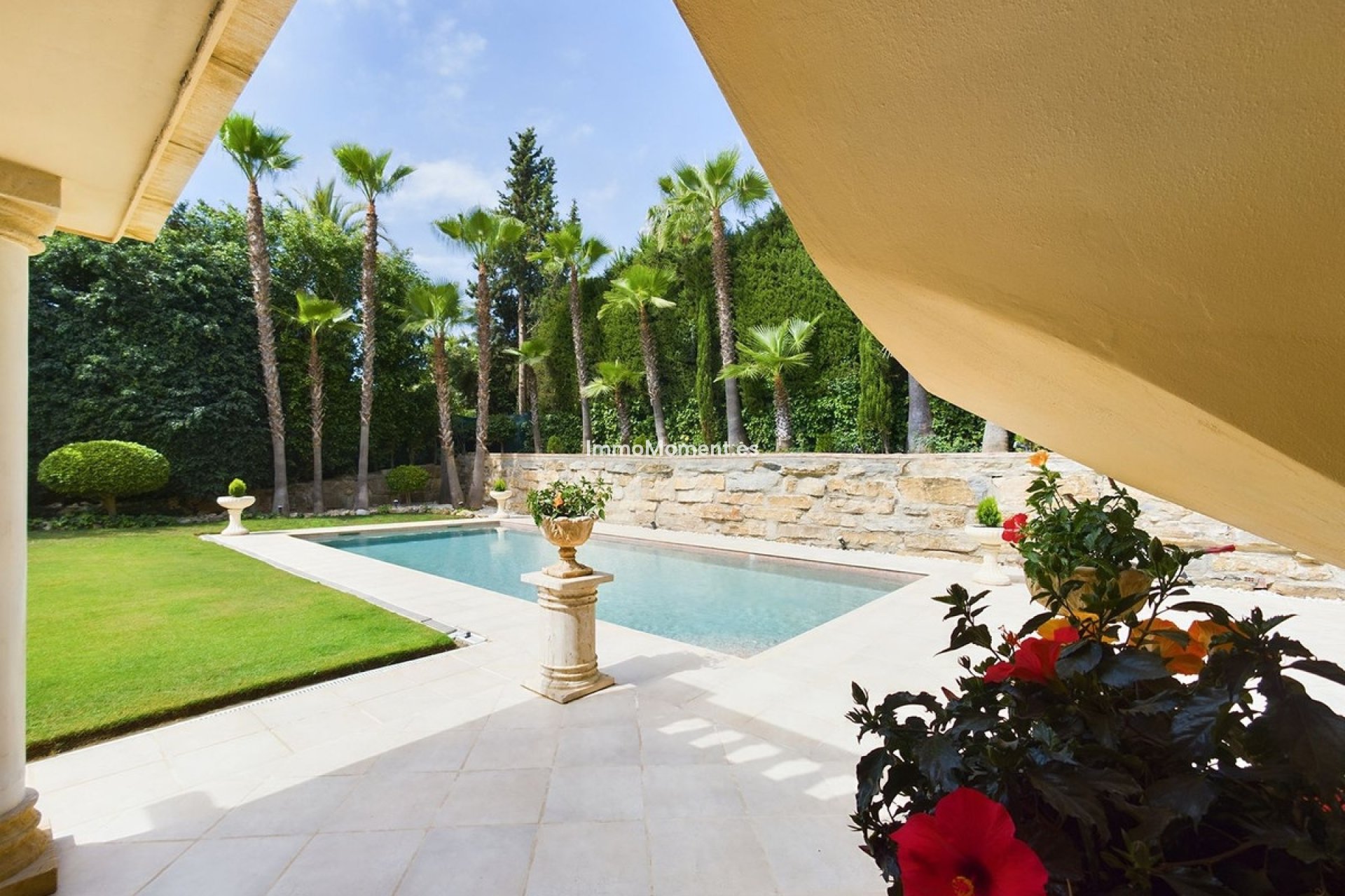 Resale - Detached villa - Marbella - Nueva Andalucía