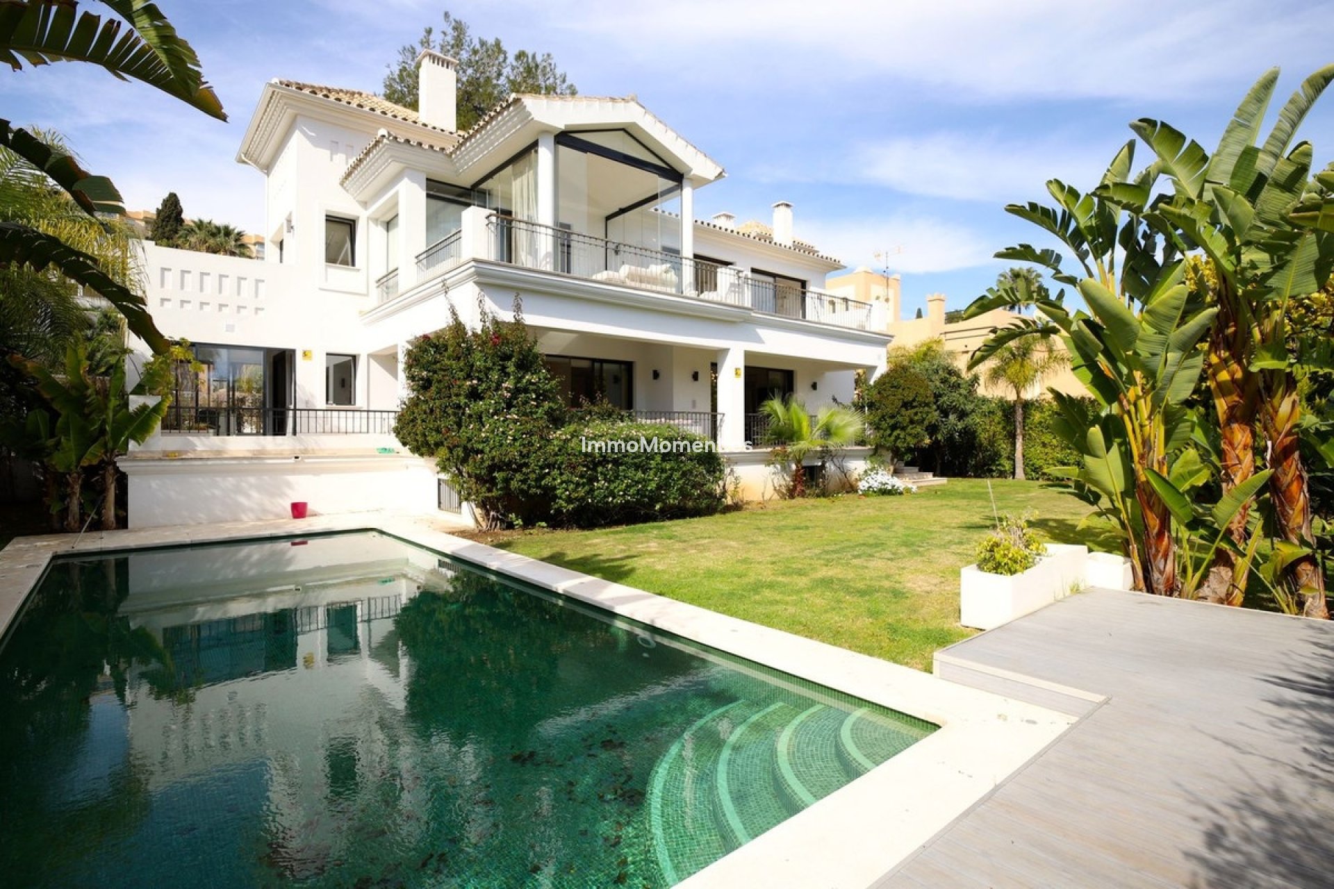 Resale - Detached villa - Marbella - Nueva Andalucía