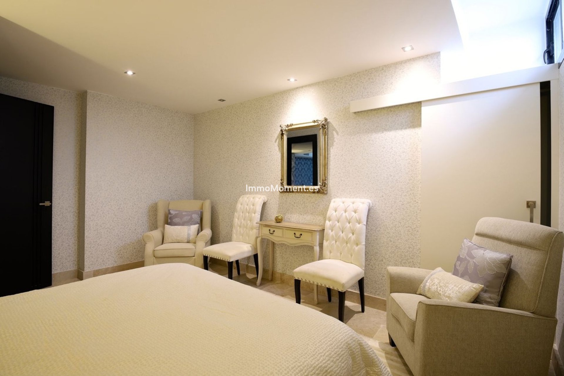 Resale - Detached villa - Marbella - Nueva Andalucía