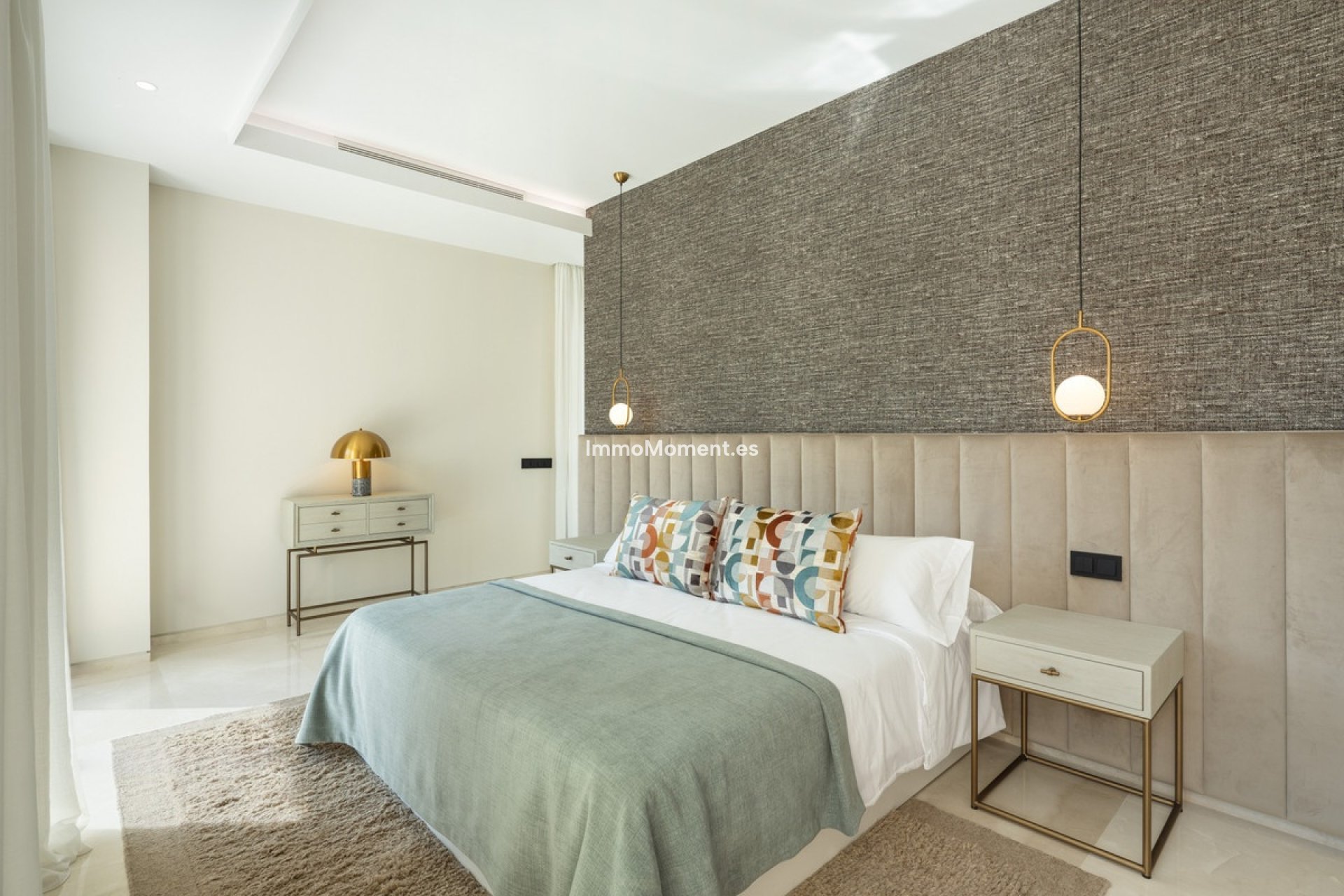 Resale - Detached villa - Marbella - Nueva Andalucía