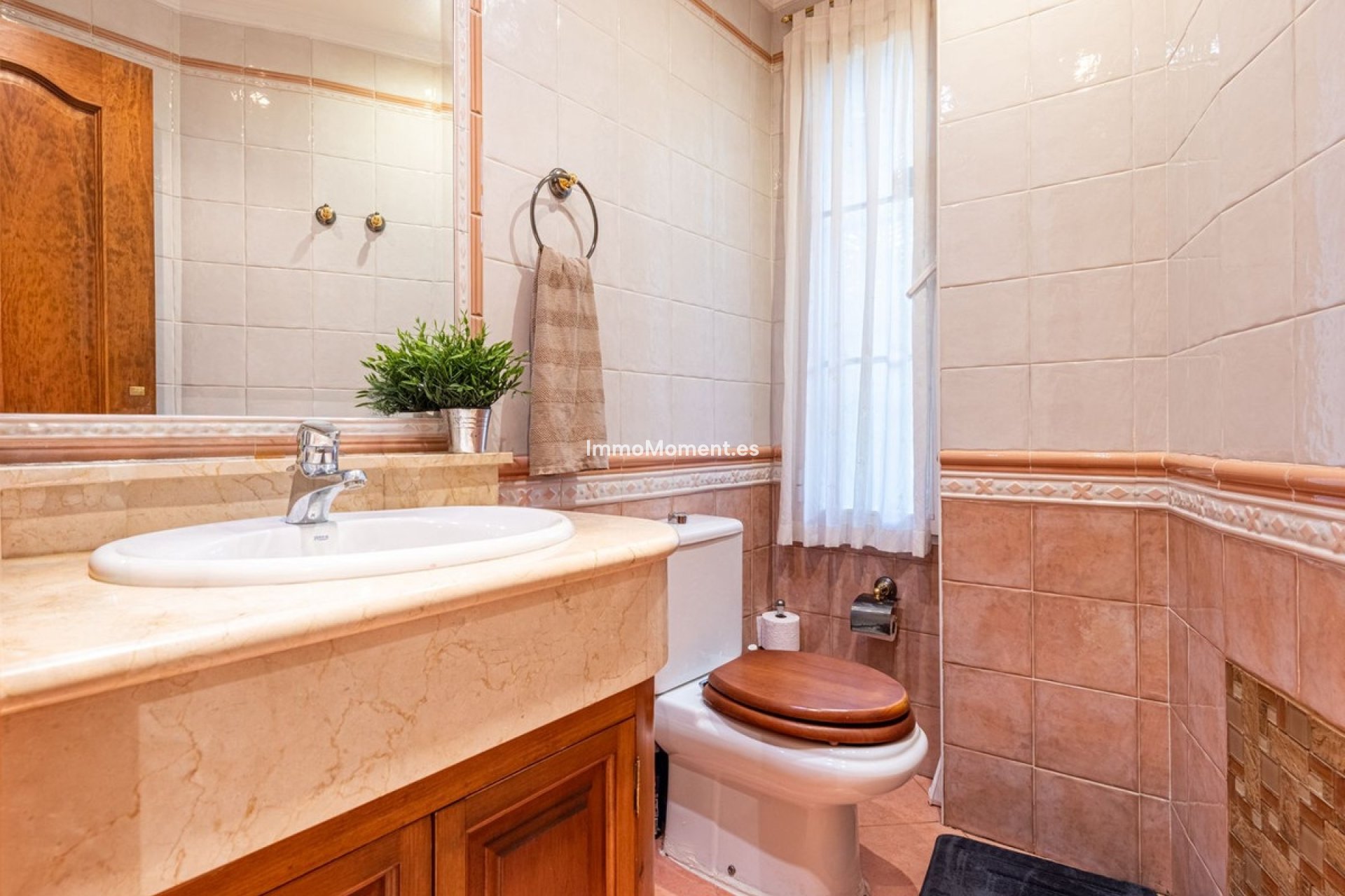Resale - Detached villa - Marbella - Nueva Andalucía