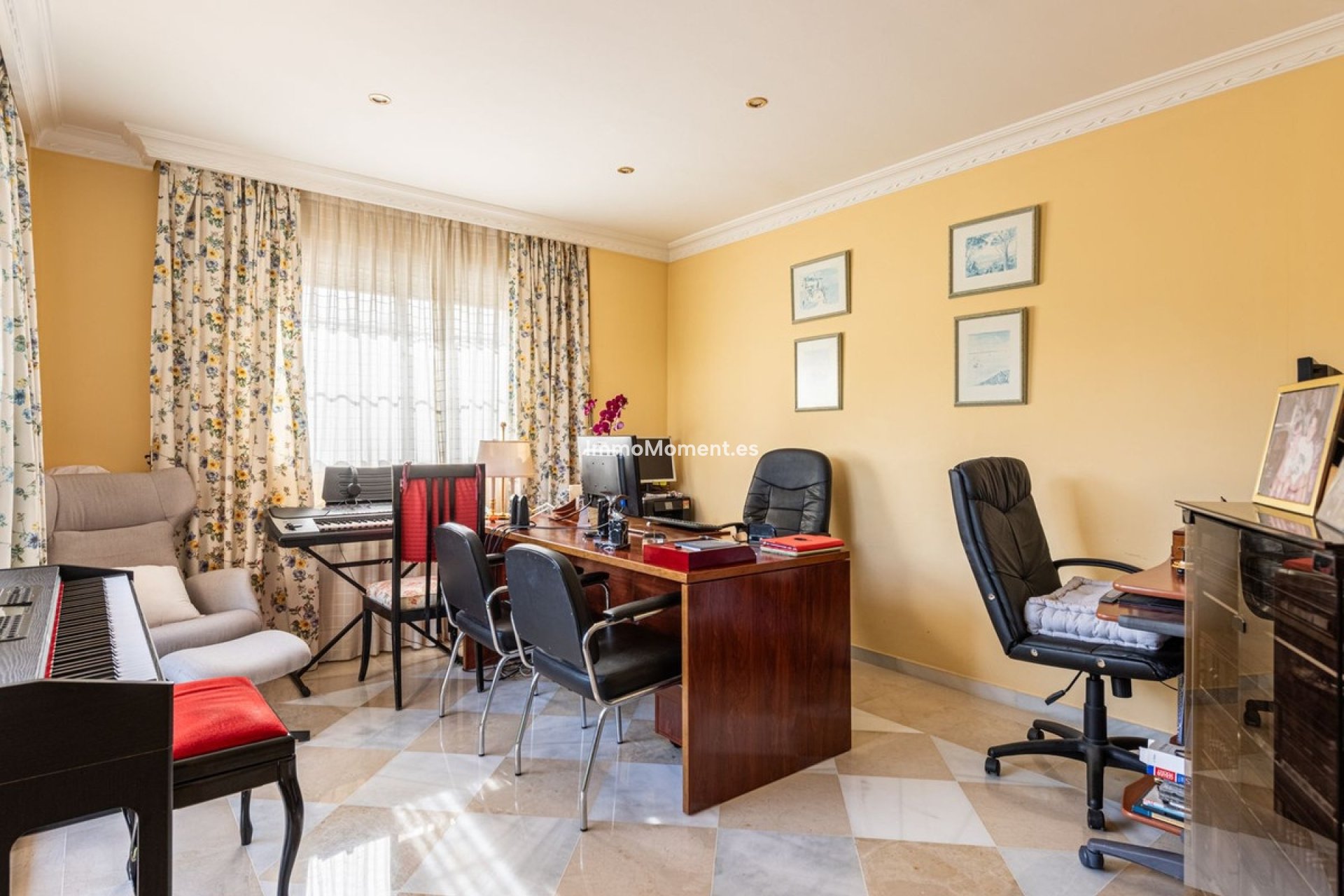 Resale - Detached villa - Marbella - Nueva Andalucía