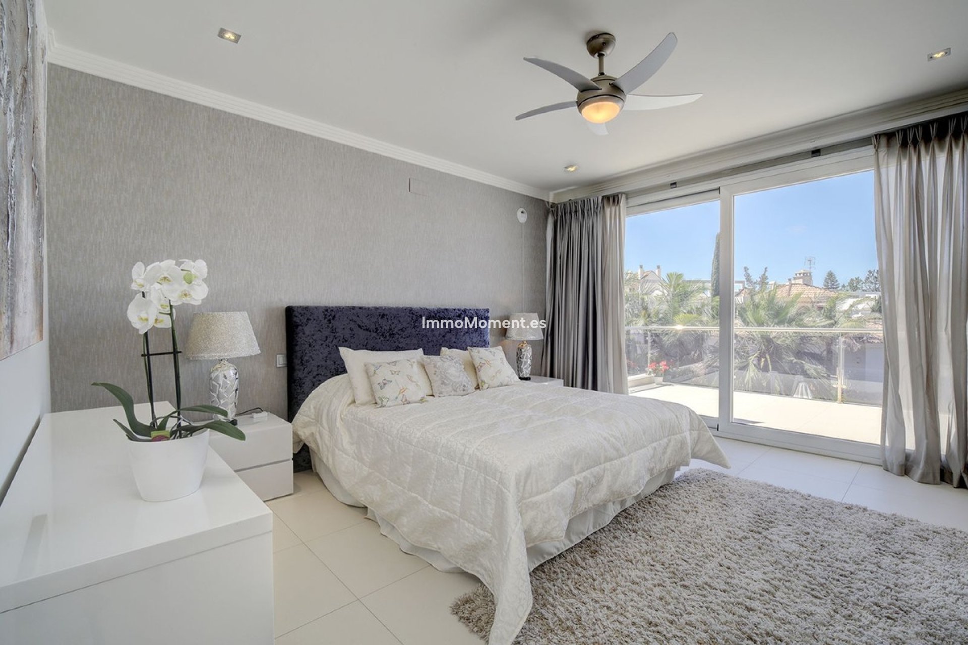 Resale - Detached villa - Marbella - Nueva Andalucía