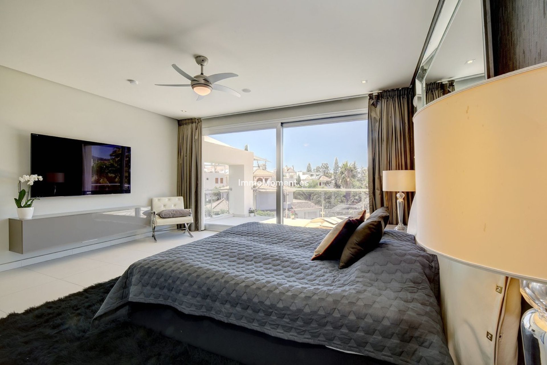 Resale - Detached villa - Marbella - Nueva Andalucía