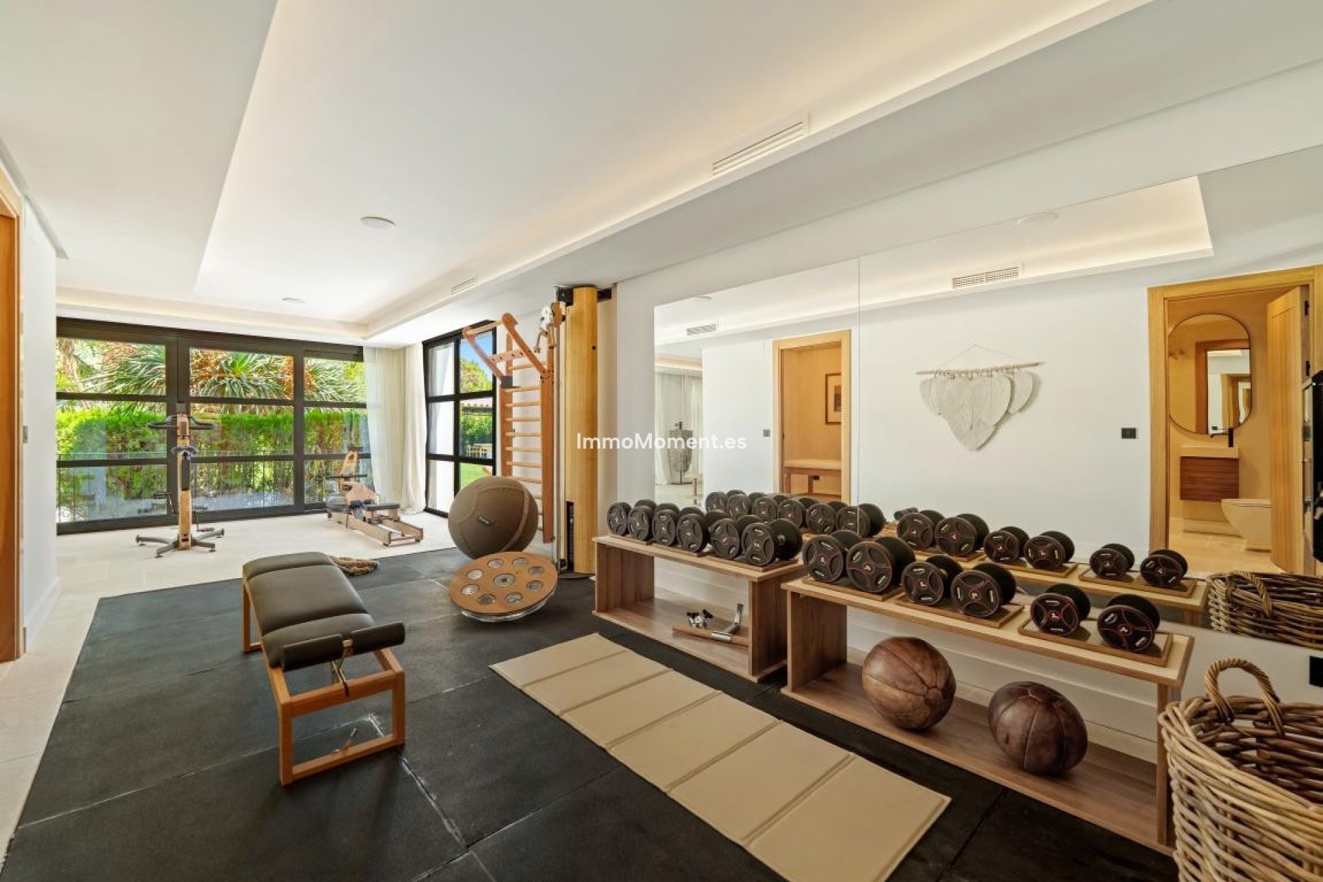 Resale - Detached villa - Marbella - Nueva Andalucía