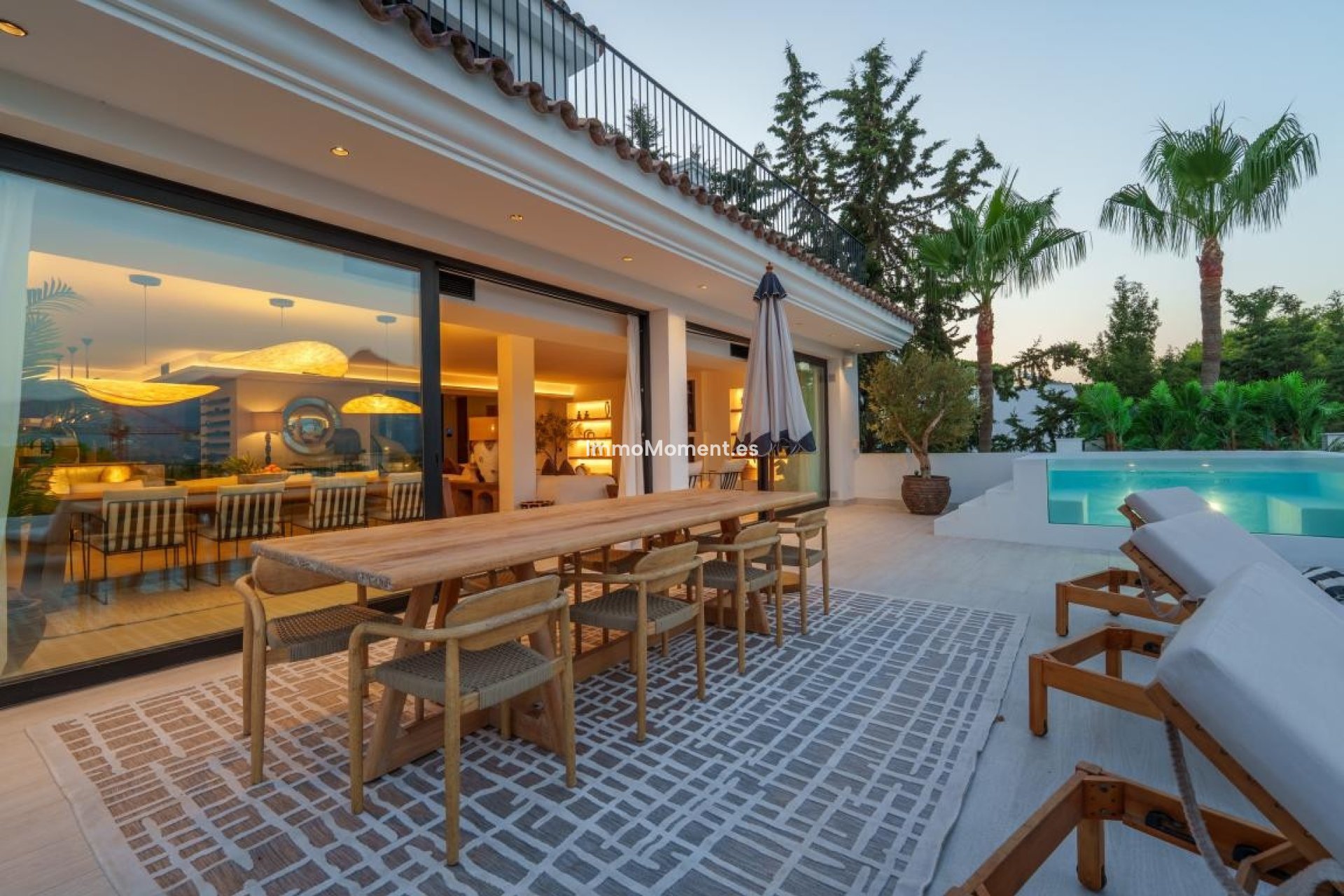 Resale - Detached villa - Marbella - Nueva Andalucía