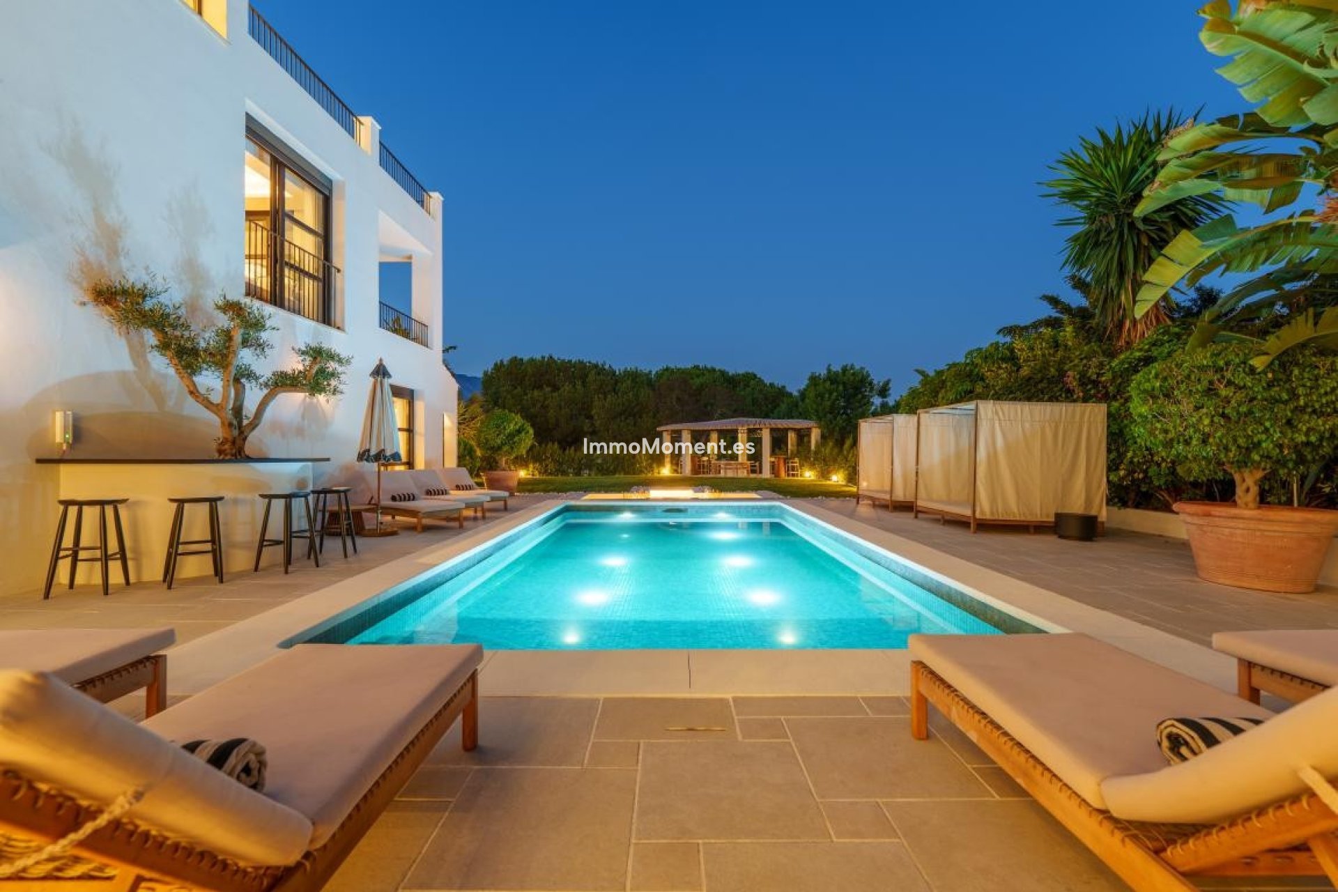 Resale - Detached villa - Marbella - Nueva Andalucía