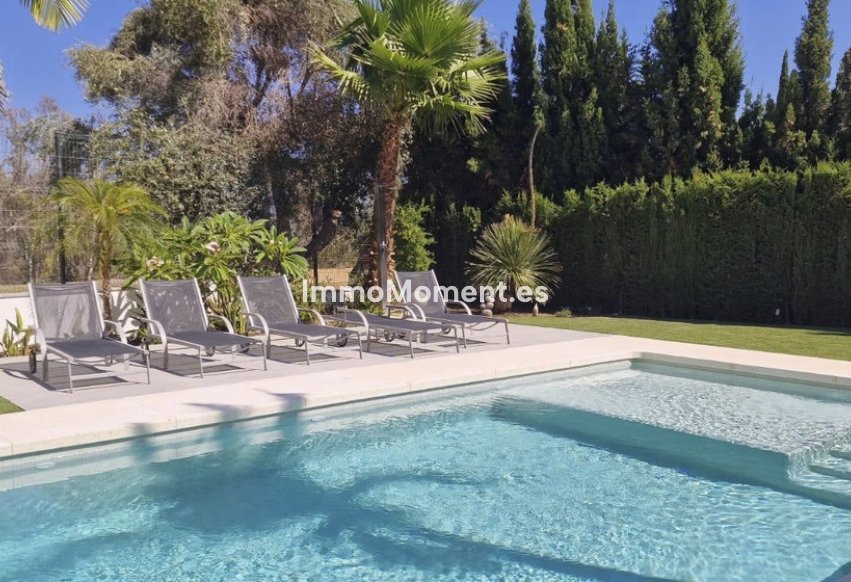Resale - Detached villa - Marbella - Nueva Andalucía