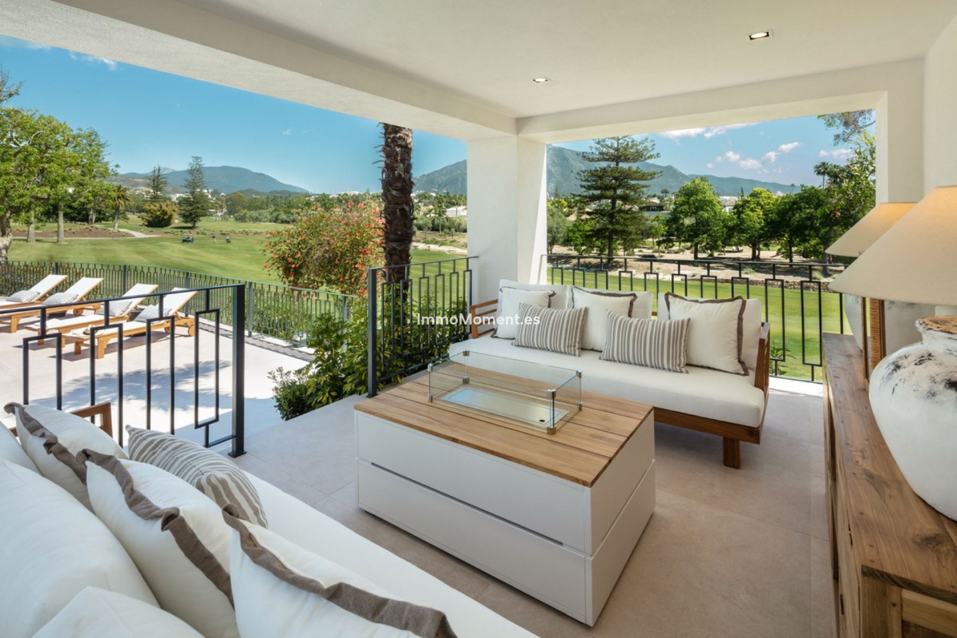 Resale - Detached villa - Marbella - Nueva Andalucía