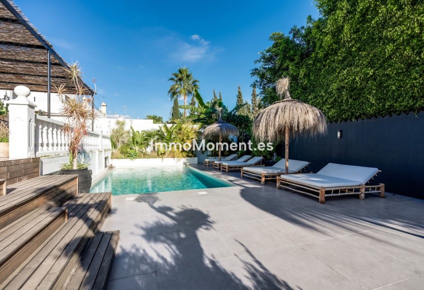 Resale - Detached villa - Marbella - Nueva Andalucía