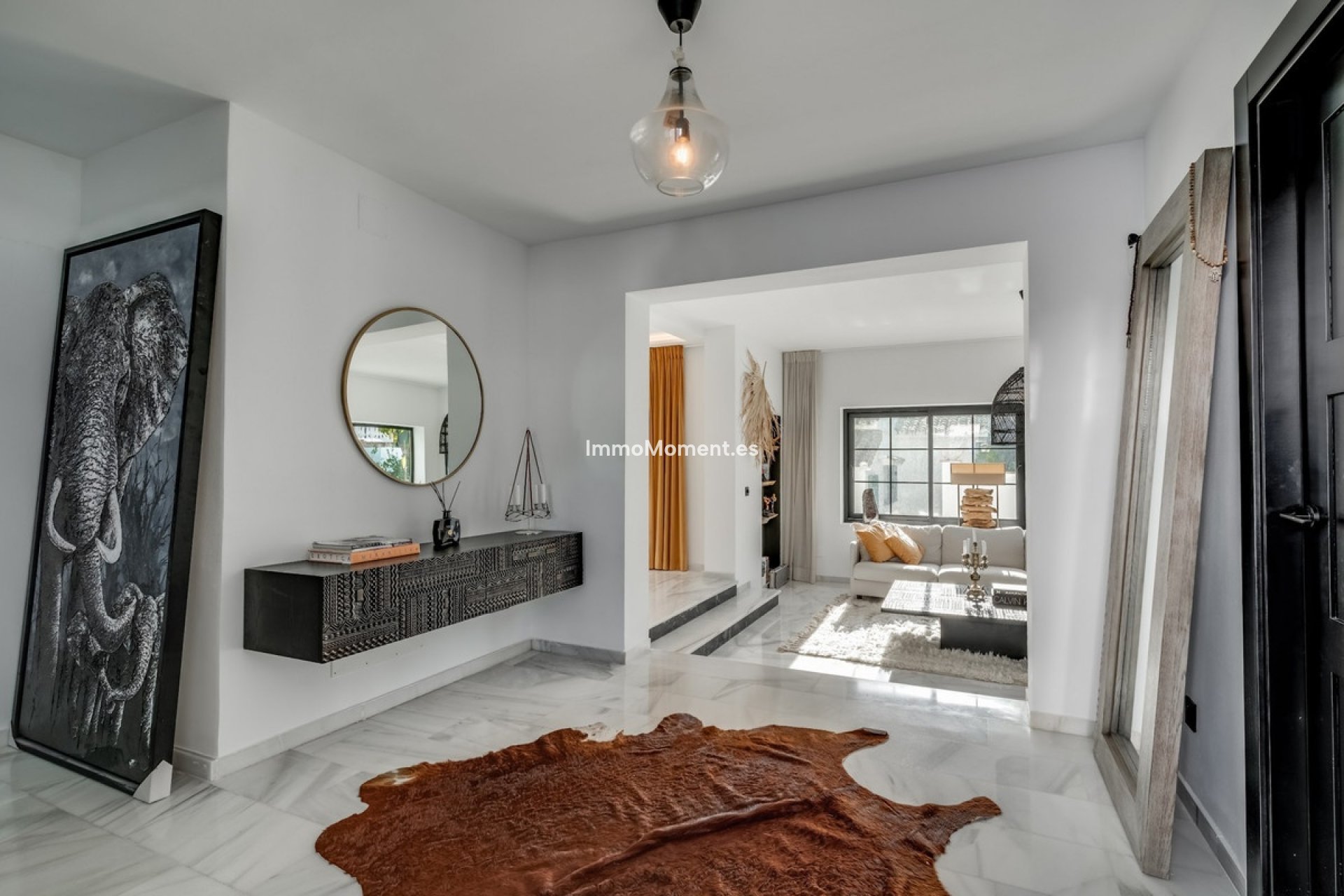 Resale - Detached villa - Marbella - Nueva Andalucía