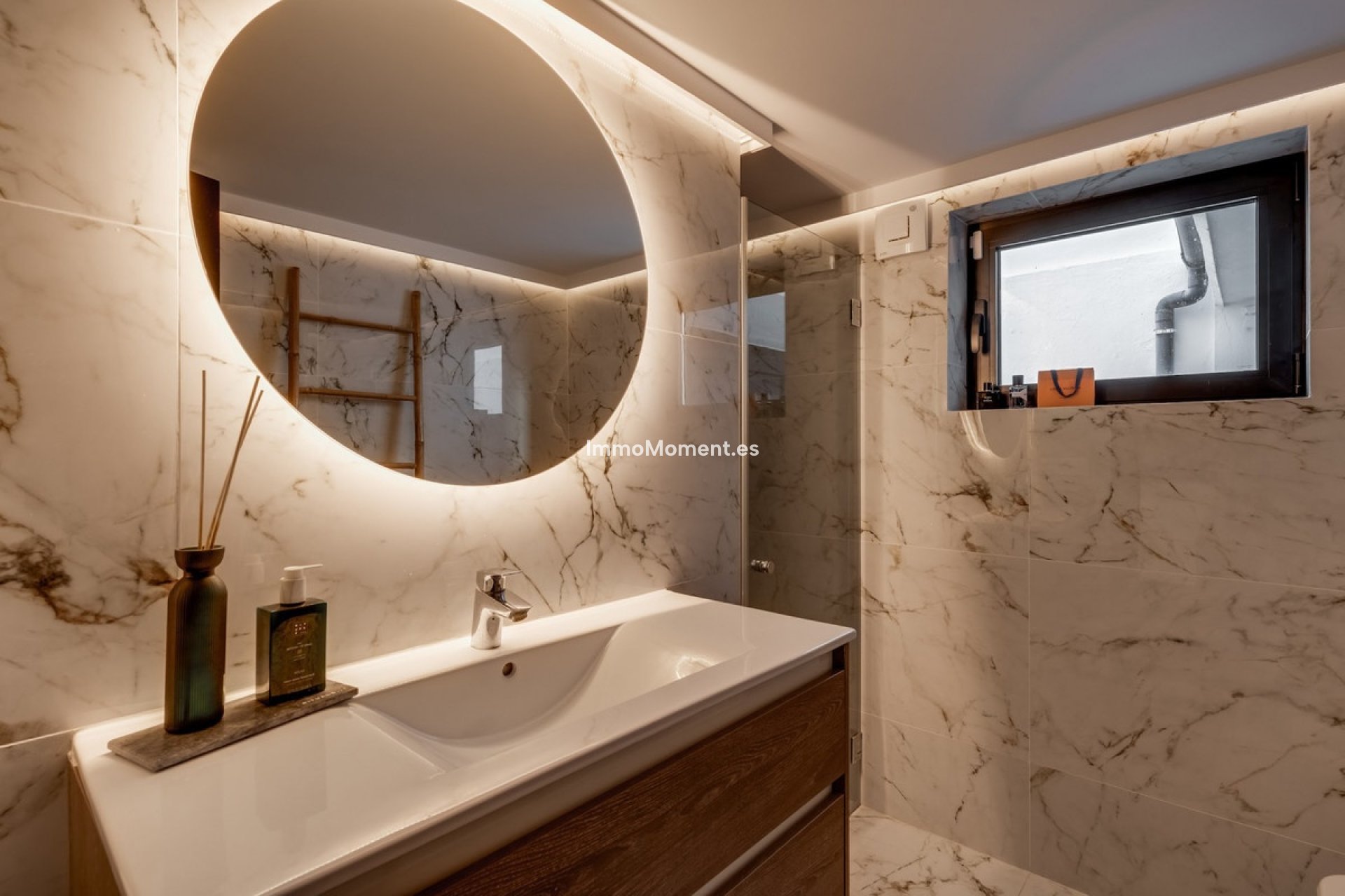 Resale - Detached villa - Marbella - Nueva Andalucía