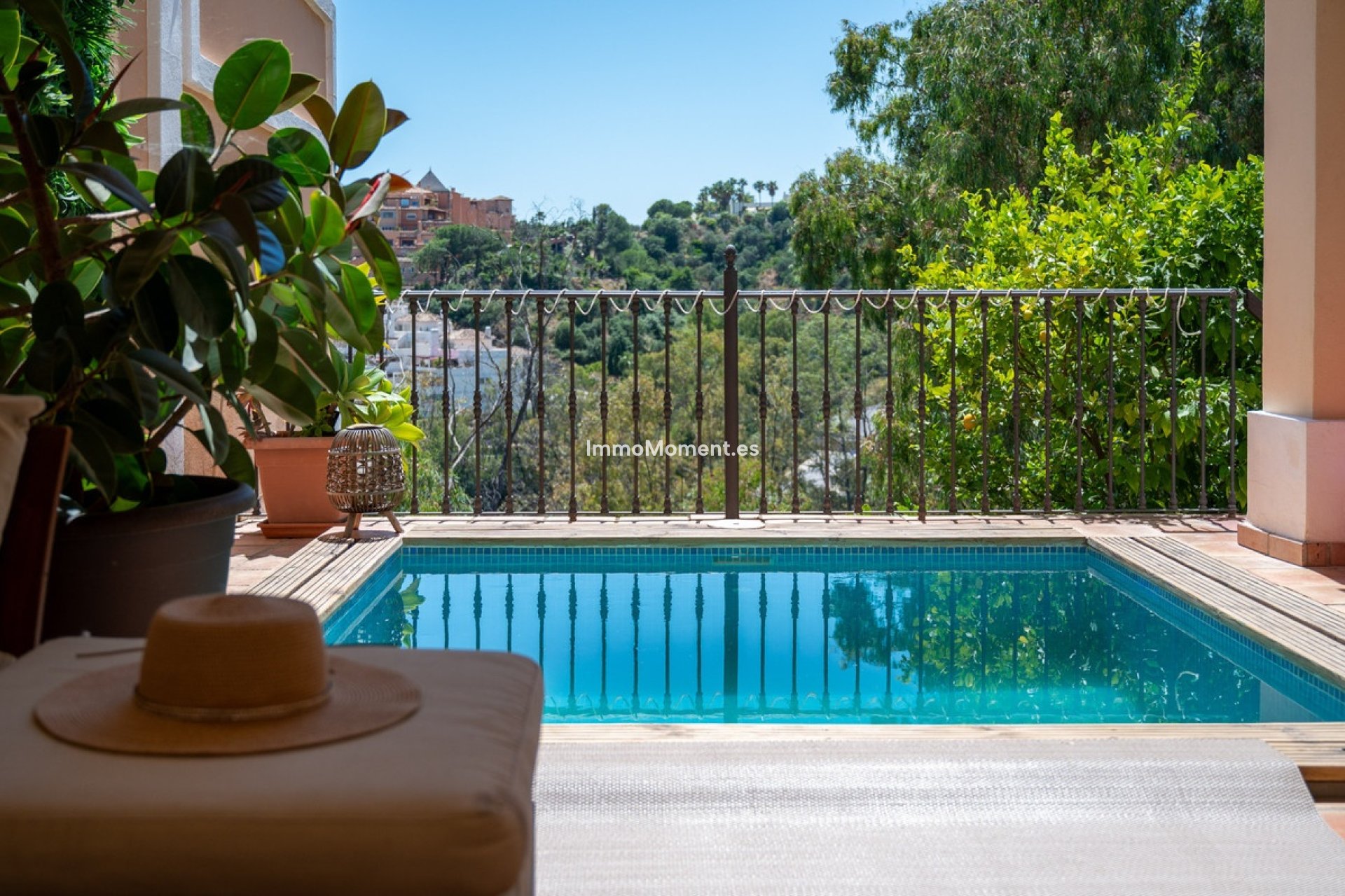 Resale - Detached villa - Marbella - Nueva Andalucía