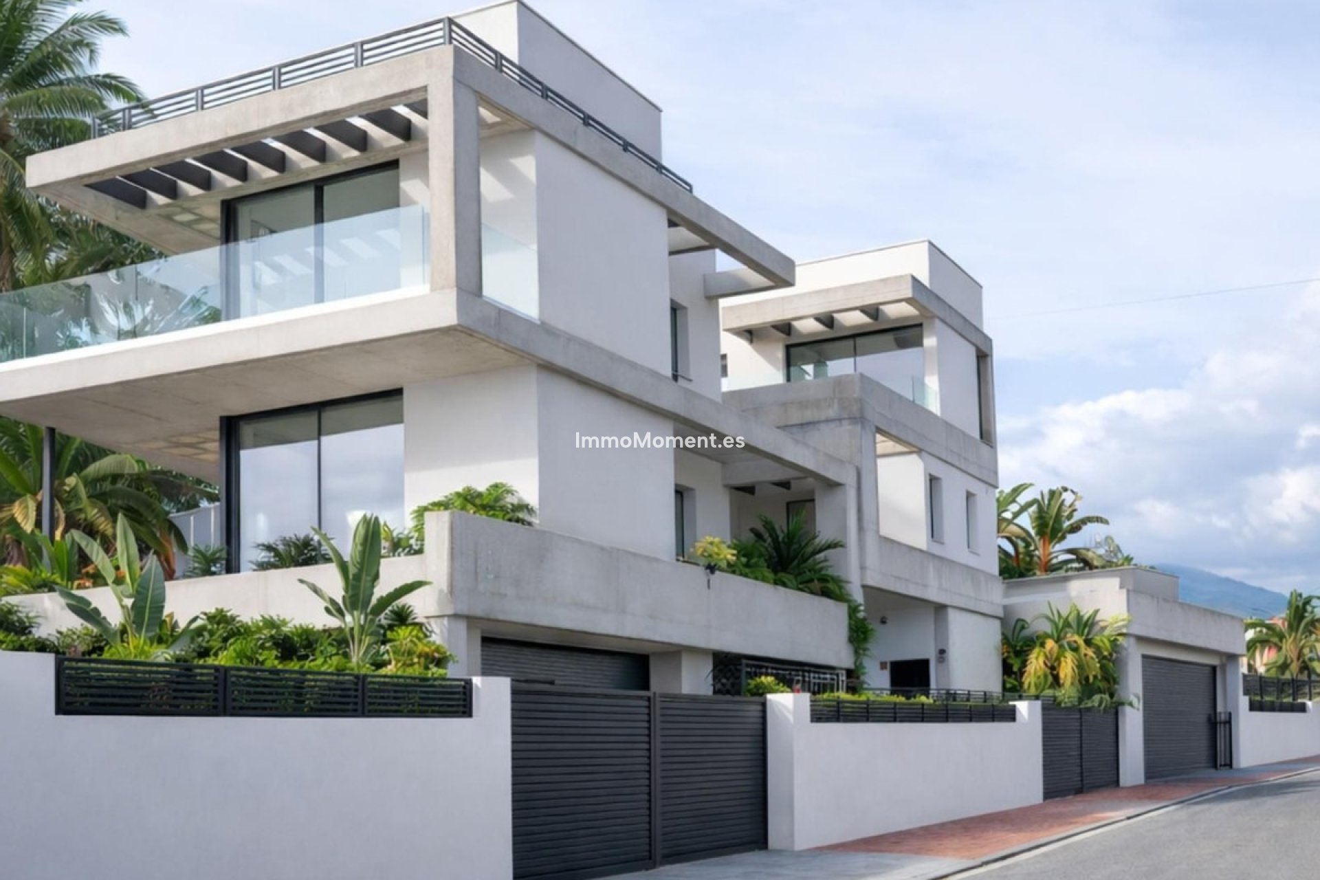 Resale - Detached villa - Marbella - Nueva Andalucía