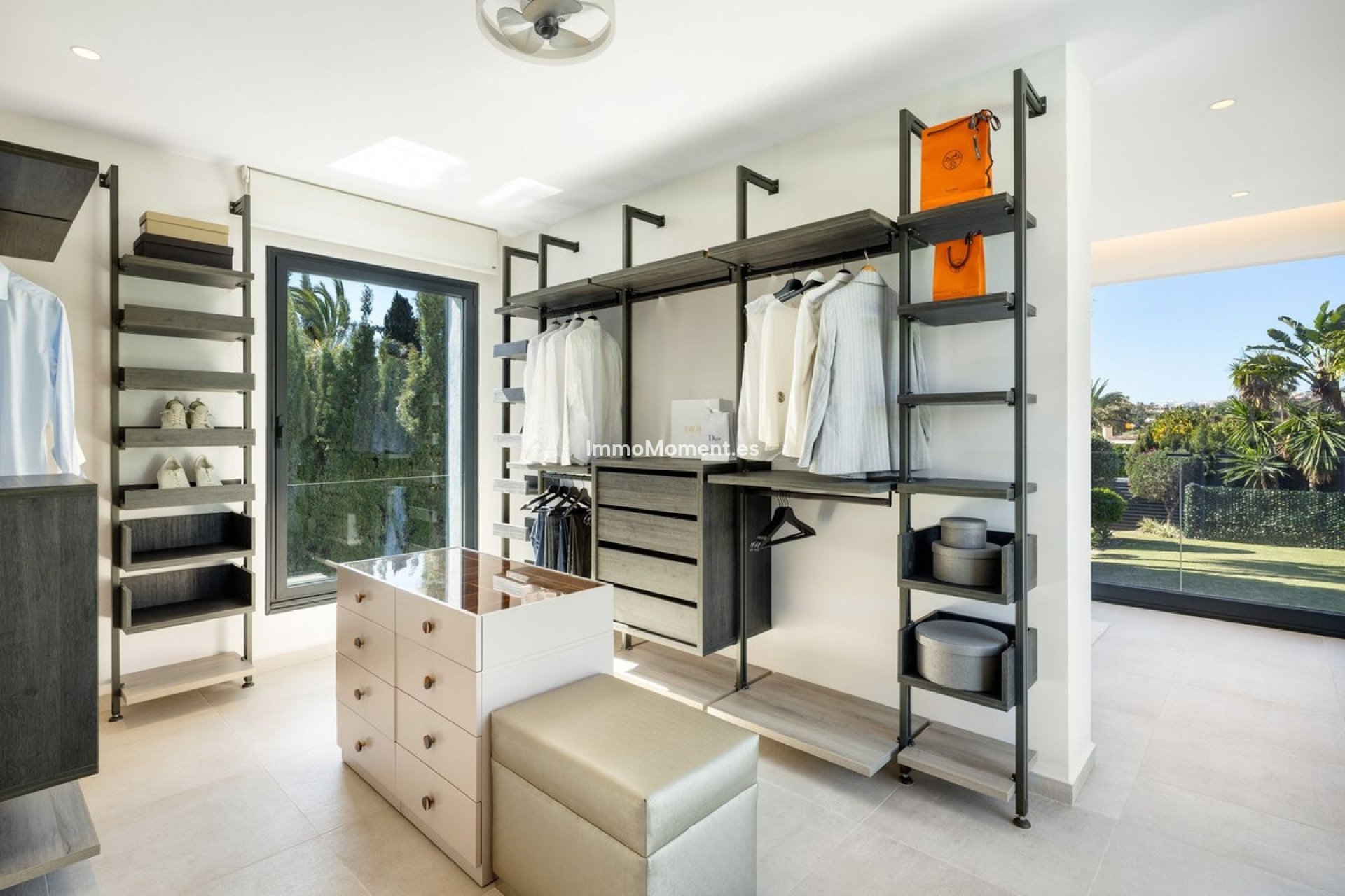 Resale - Detached villa - Marbella - Nueva Andalucía