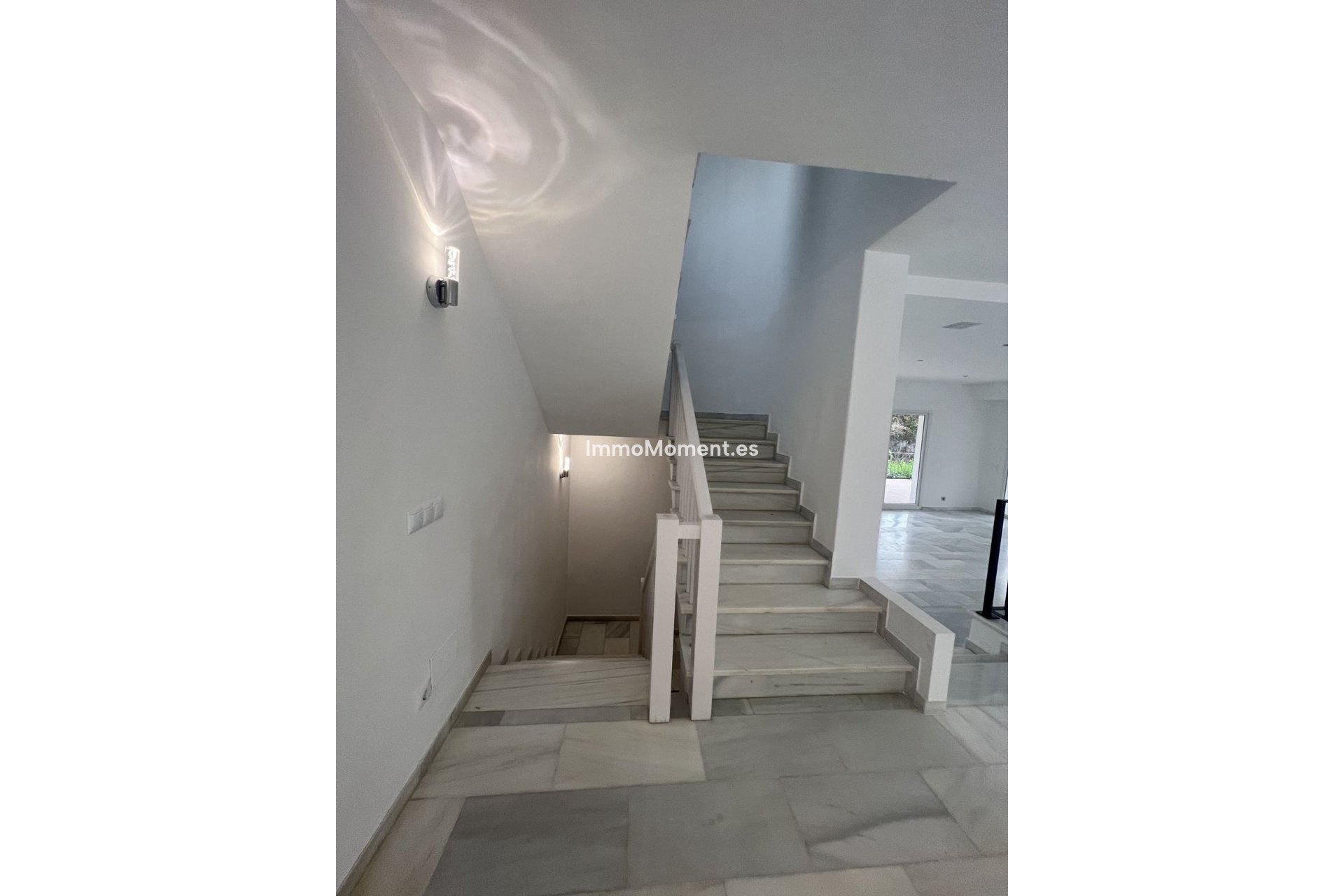 Resale - Detached villa - Marbella - Nueva Andalucía