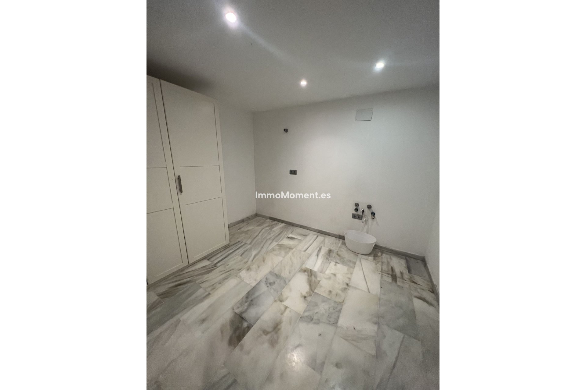 Resale - Detached villa - Marbella - Nueva Andalucía