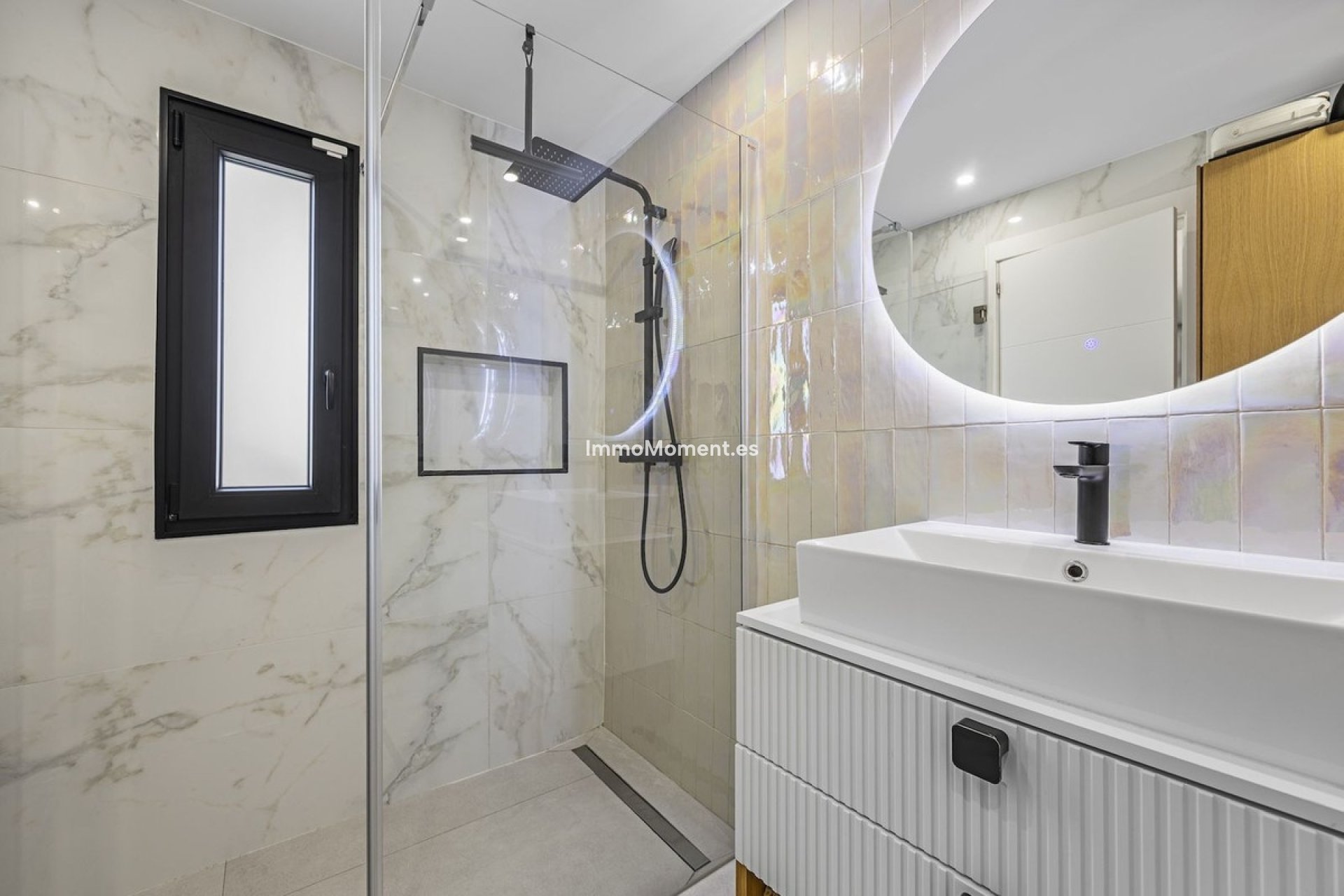 Resale - Detached villa - Marbella - Nueva Andalucía