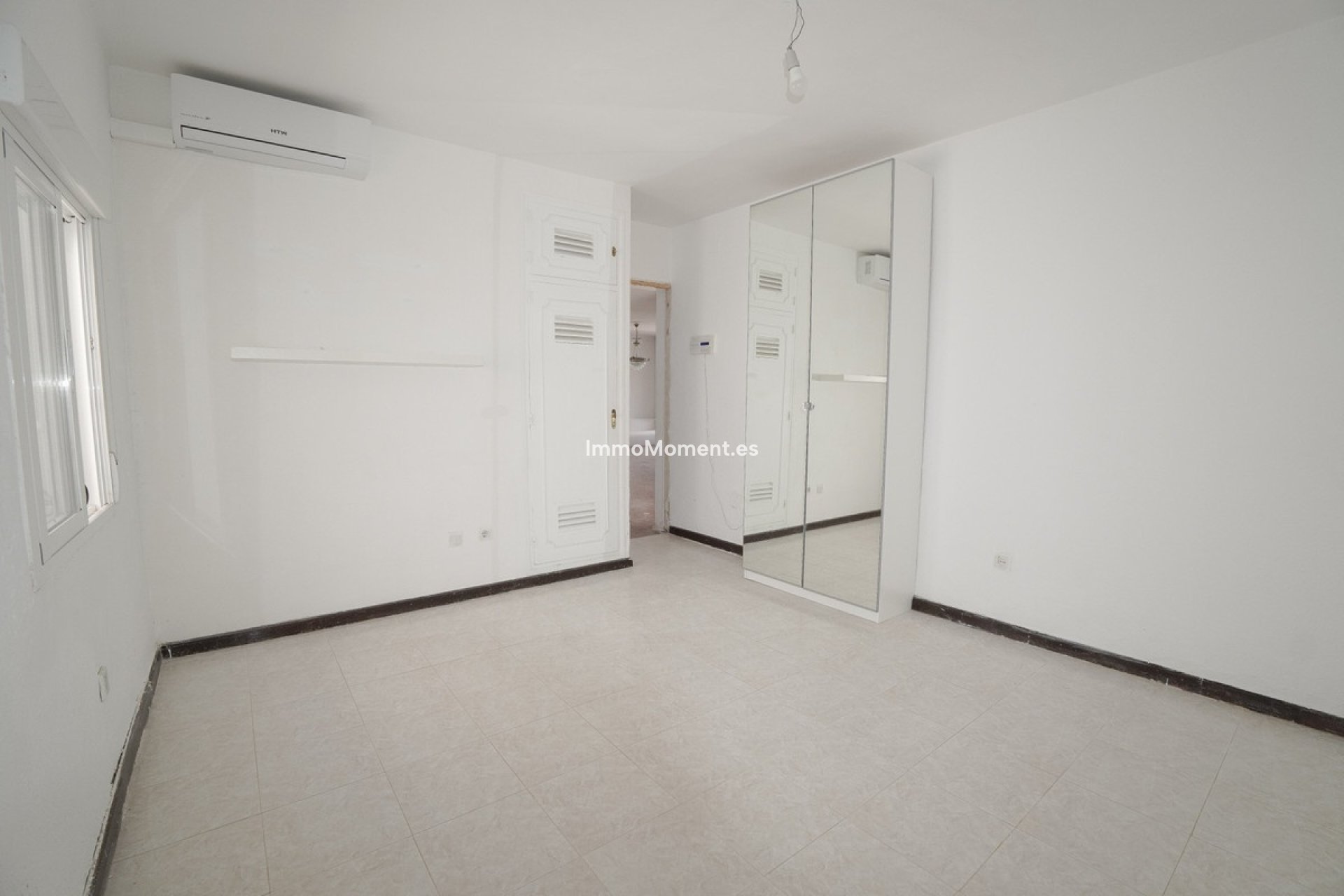 Resale - Detached villa - Marbella - Nueva Andalucía