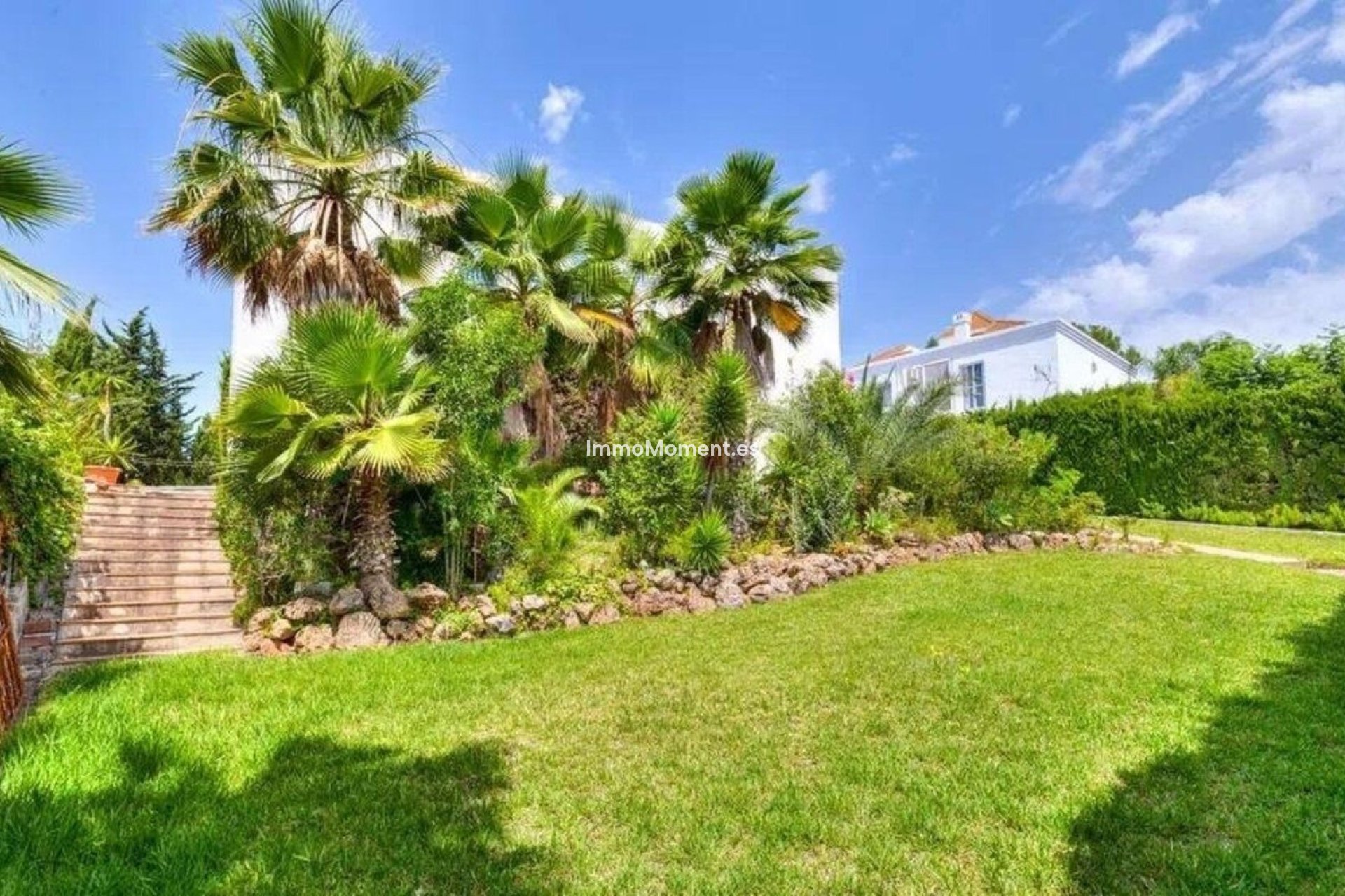 Resale - Detached villa - Marbella - Nueva Andalucía