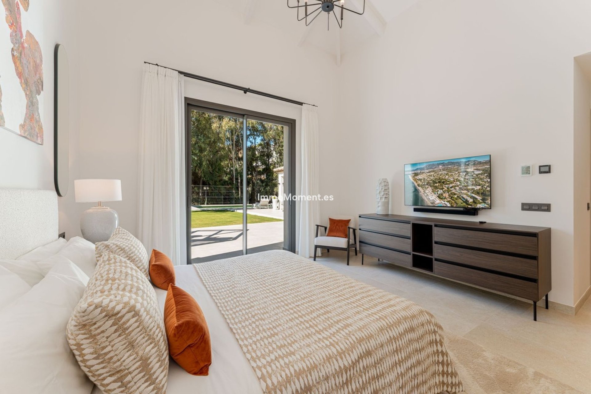 Resale - Detached villa - Marbella - Nueva Andalucía